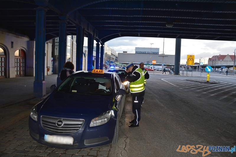 Taksówki bez ubezpieczenia i badań technicznych Foto: KMP w Poznaniu Taksówki bez ubezpieczenia i badań technicznych Foto: KMP w Poznaniu