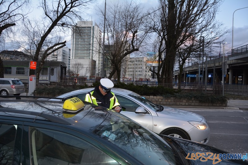 Taksówki bez ubezpieczenia i badań technicznych Foto: KMP w Poznaniu Taksówki bez ubezpieczenia i badań technicznych Foto: KMP w Poznaniu