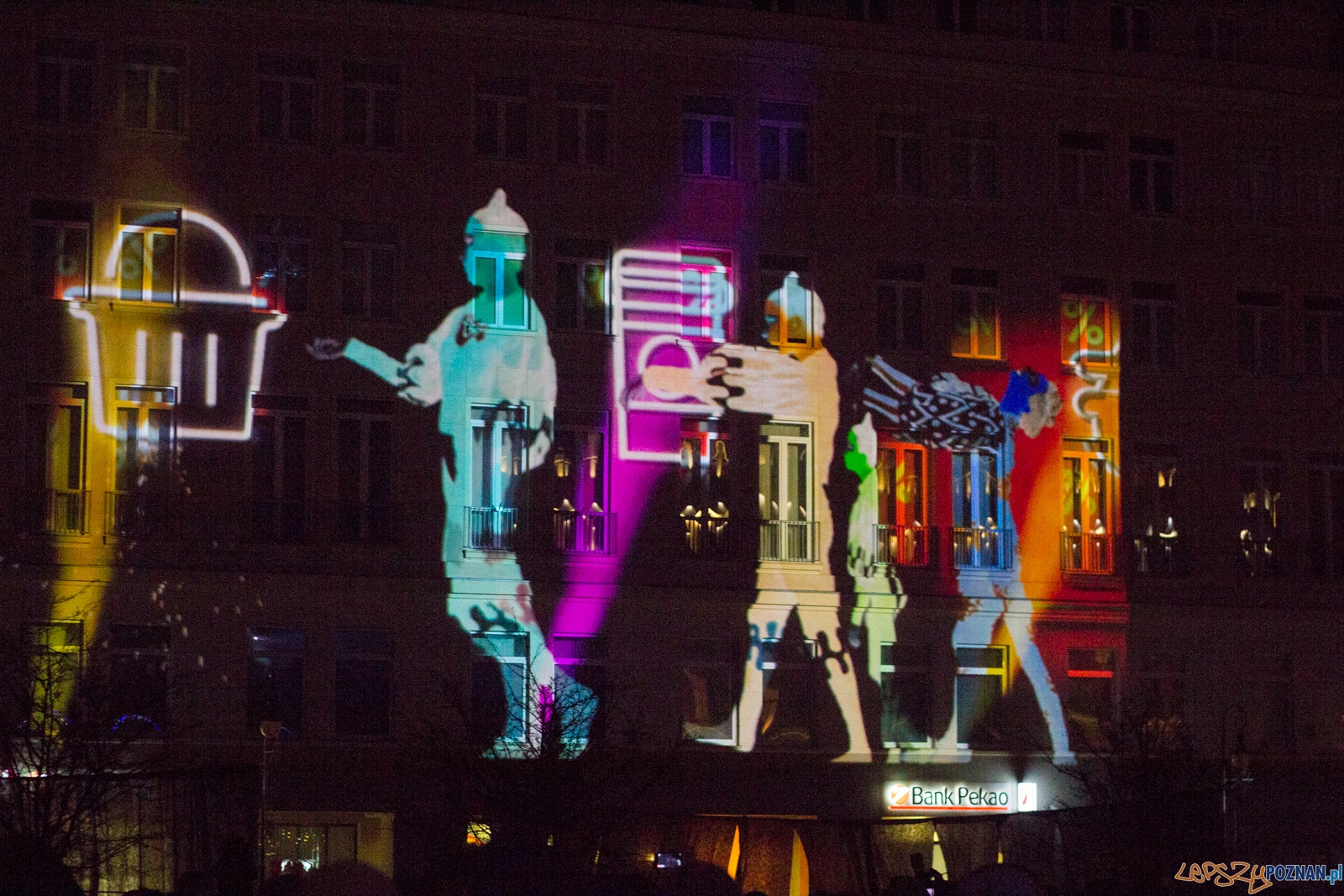 Sylwester Retro-Futuro na placu Wolności Foto: lepszyPOZNAN.pl / Ewelina Jaśkowiak Sylwester Retro-Futuro na placu Wolności Foto: lepszyPOZNAN.pl / Ewelina Jaśkowiak