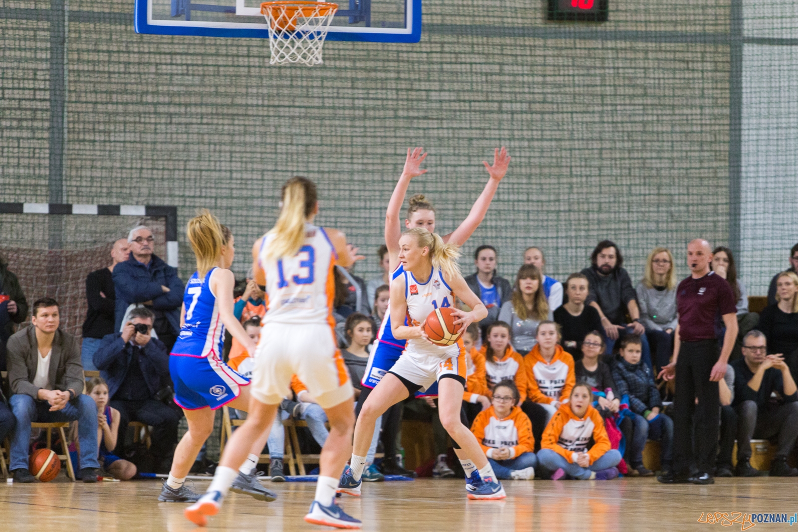 Derby Poznania: MUKS Pomarańczarnia Poznań - ENEA AZS Poznań Foto: lepszyPOZNAN.pl / Piotr Rychter Derby Poznania: MUKS Pomarańczarnia Poznań - ENEA AZS Poznań Foto: lepszyPOZNAN.pl / Piotr Rychter