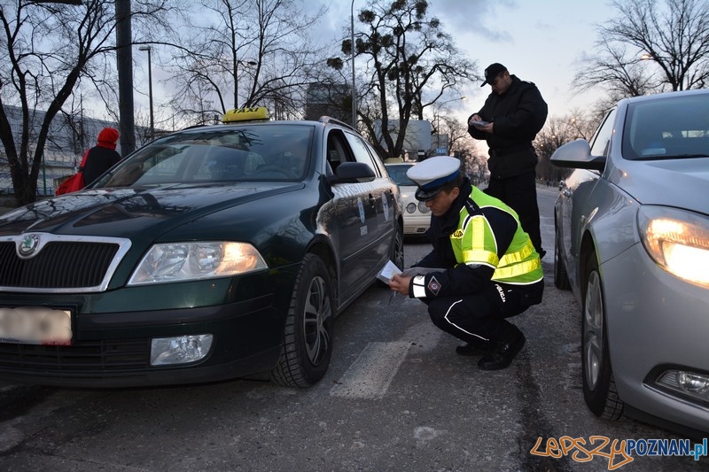 Taksówki bez ubezpieczenia i badań technicznych Foto: KMP w Poznaniu Taksówki bez ubezpieczenia i badań technicznych Foto: KMP w Poznaniu