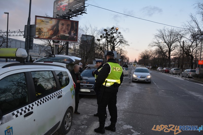 Taksówki bez ubezpieczenia i badań technicznych Foto: KMP w Poznaniu Taksówki bez ubezpieczenia i badań technicznych Foto: KMP w Poznaniu