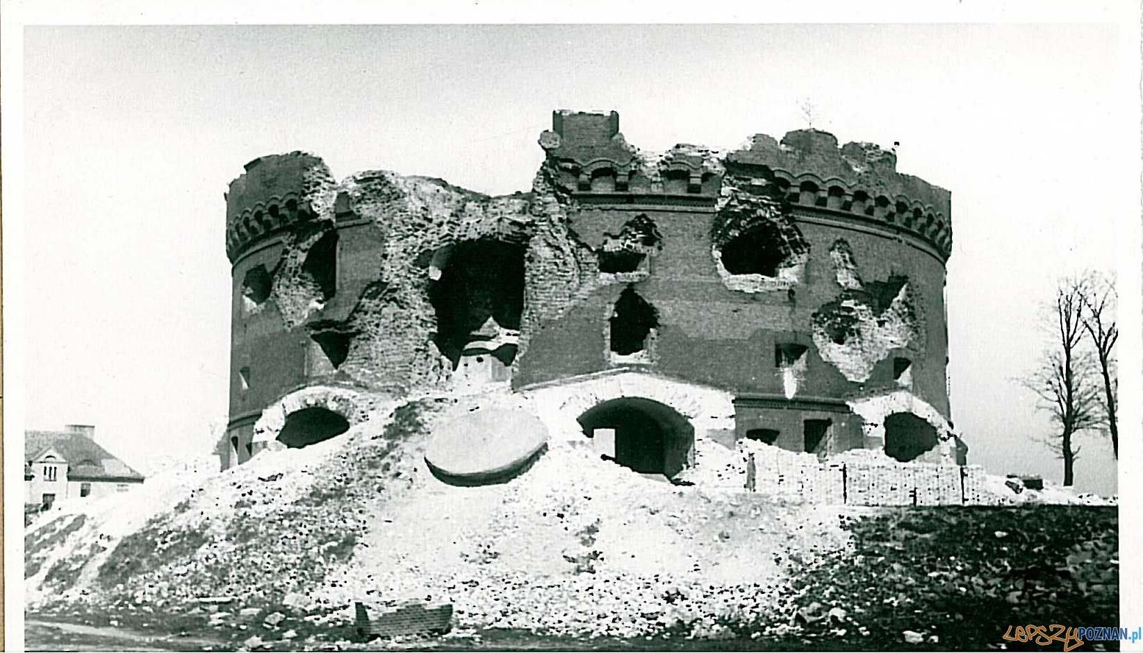 Fort Rauch Foto: Wydawnictwo Pomost / Festun Posen 45 - facebook Fort Rauch Foto: Wydawnictwo Pomost / Festun Posen 45 - facebook