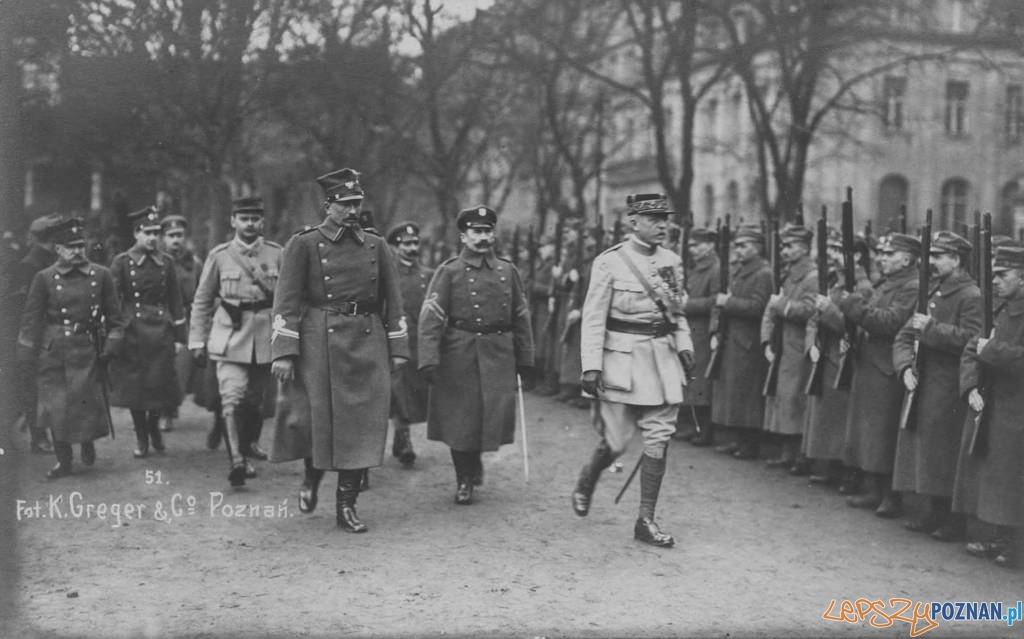 Plac Wolności - uroczystość przysięgi Wojsk Wielkopolskich Foto: Kazimierz Greger Plac Wolności - uroczystość przysięgi Wojsk Wielkopolskich Foto: Kazimierz Greger