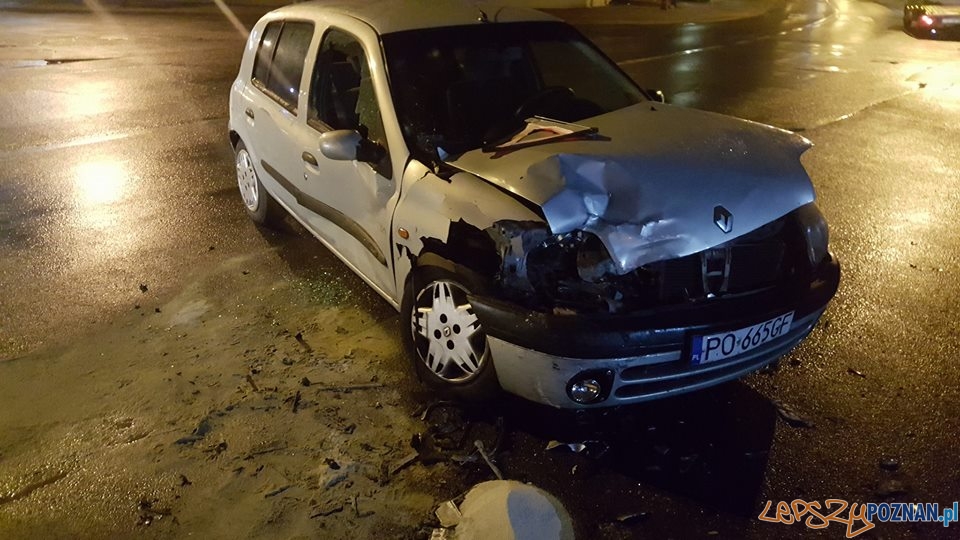 Zderzenie na ul. Góreckiej Foto: Pomoc Drogowa Euro-Hol Zderzenie na ul. Góreckiej Foto: Pomoc Drogowa Euro-Hol