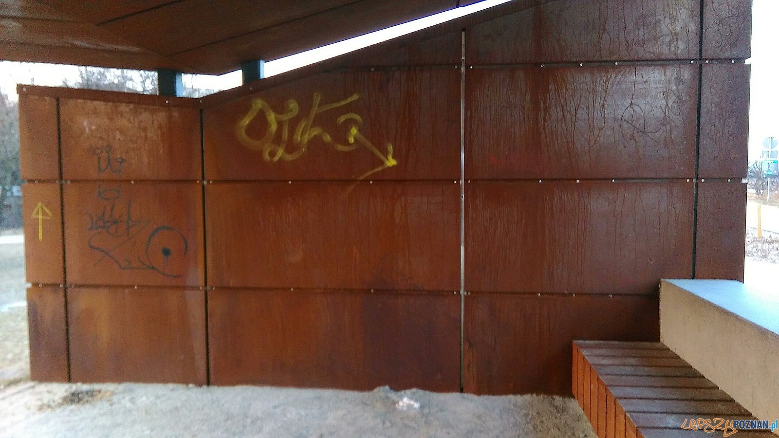 Pomalowana wiata nad Wartą Foto: Rada Osiedla Stare Miasto Pomalowana wiata nad Wartą Foto: Rada Osiedla Stare Miasto