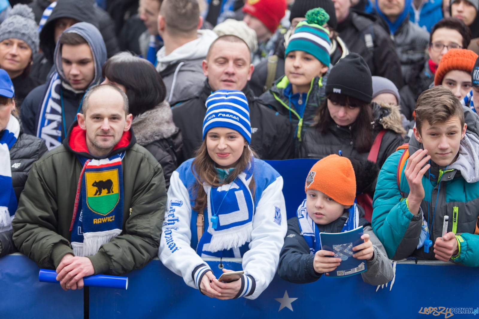 "Pierwszy gwizdek" - akcja Kolejorza Foto: lepszyPOZNAN.pl / Piotr Rychter "Pierwszy gwizdek" - akcja Kolejorza Foto: lepszyPOZNAN.pl / Piotr Rychter