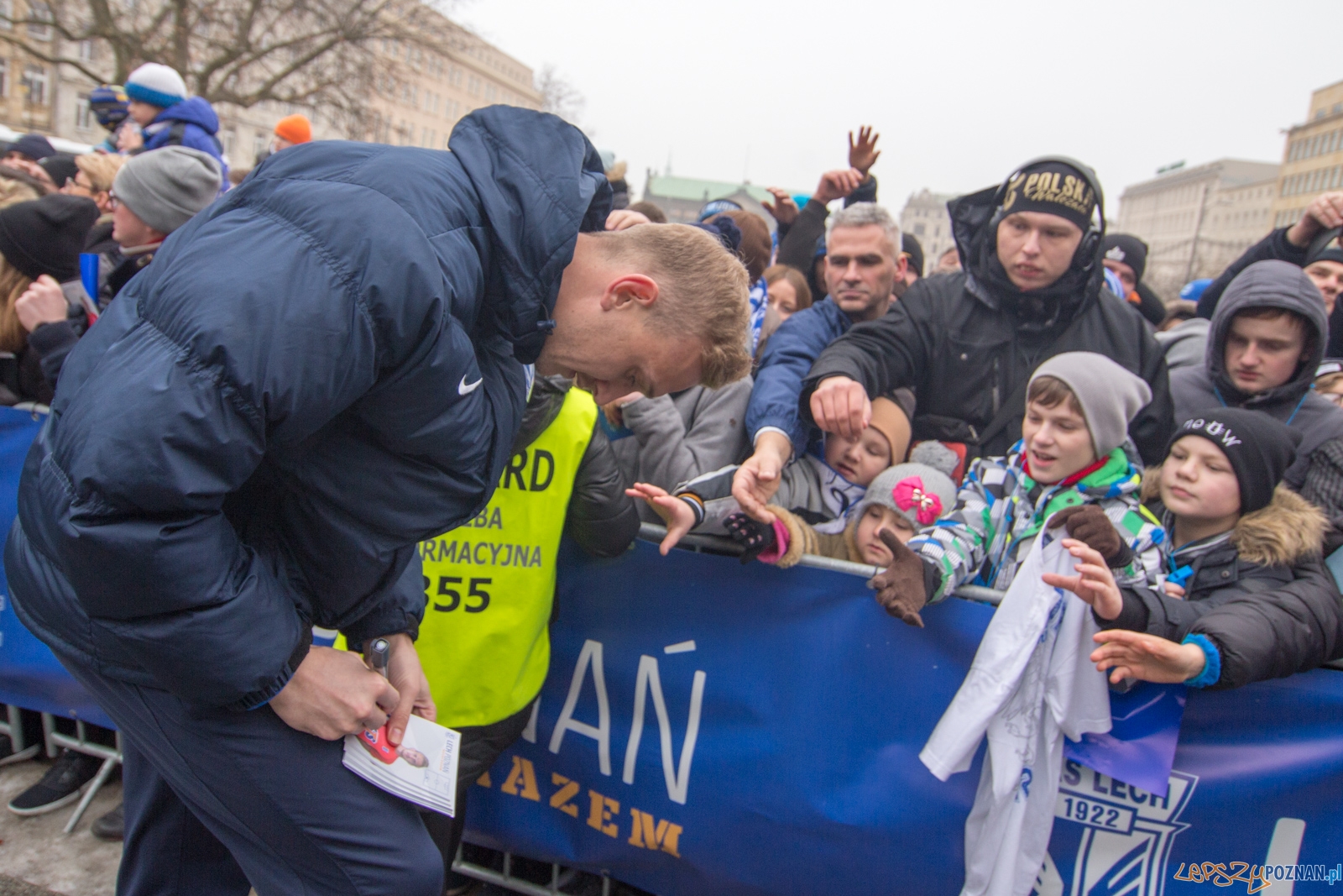 "Pierwszy gwizdek" - akcja Kolejorza Foto: lepszyPOZNAN.pl / Piotr Rychter "Pierwszy gwizdek" - akcja Kolejorza Foto: lepszyPOZNAN.pl / Piotr Rychter