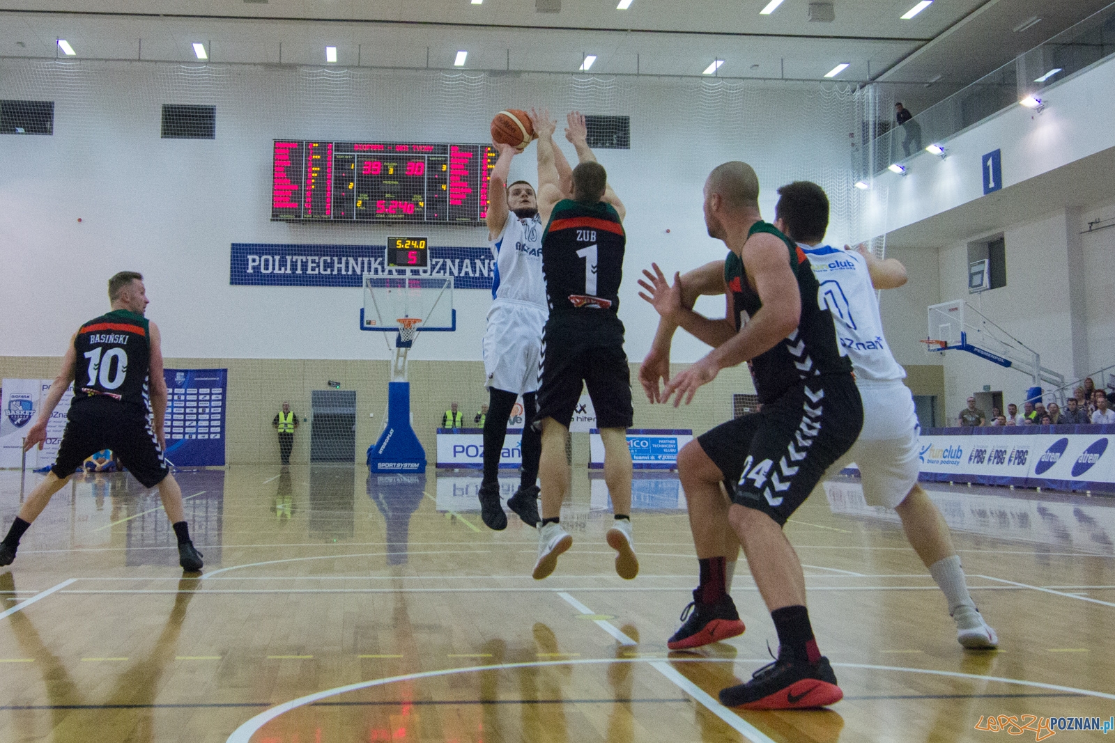Biofarm Basket Poznań - GKS Tychy Foto: lepszyPOZNAN.pl / Ewelina Jaśkowiak Biofarm Basket Poznań - GKS Tychy Foto: lepszyPOZNAN.pl / Ewelina Jaśkowiak