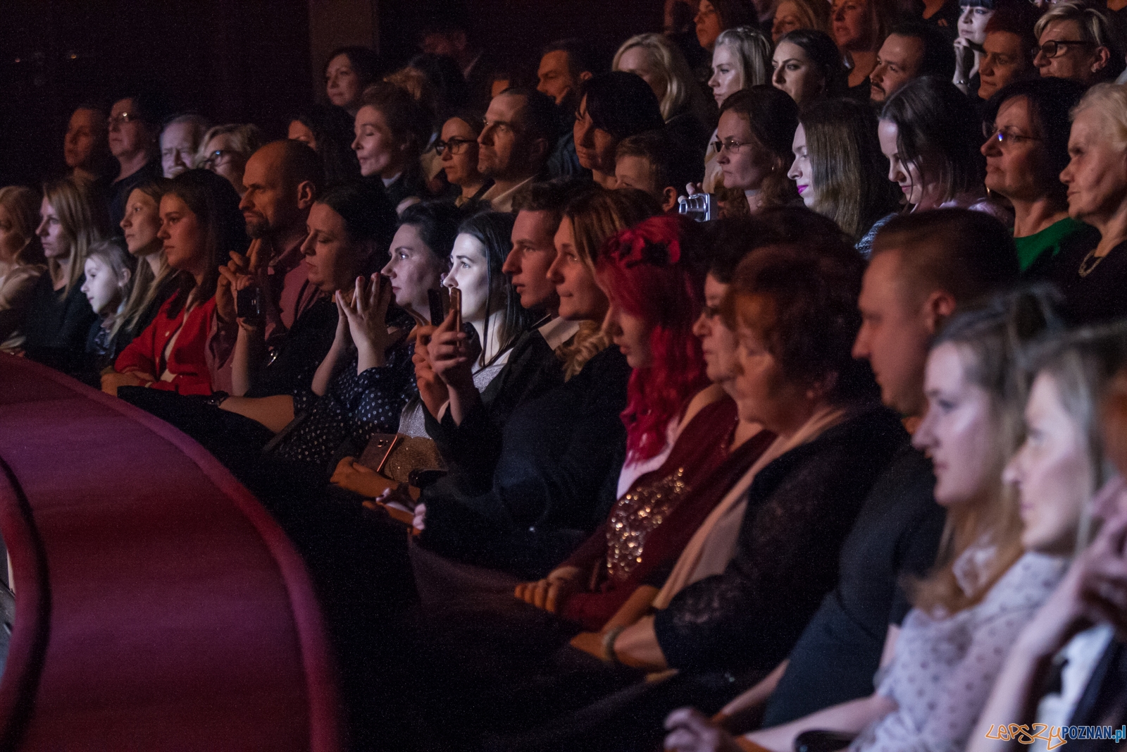 Edyta Górniak - Gala Kobiety Kobietom (13.03.2017) Teatr Wielki Foto: © Karolina Kiraga Edyta Górniak - Gala Kobiety Kobietom (13.03.2017) Teatr Wielki Foto: © Karolina Kiraga