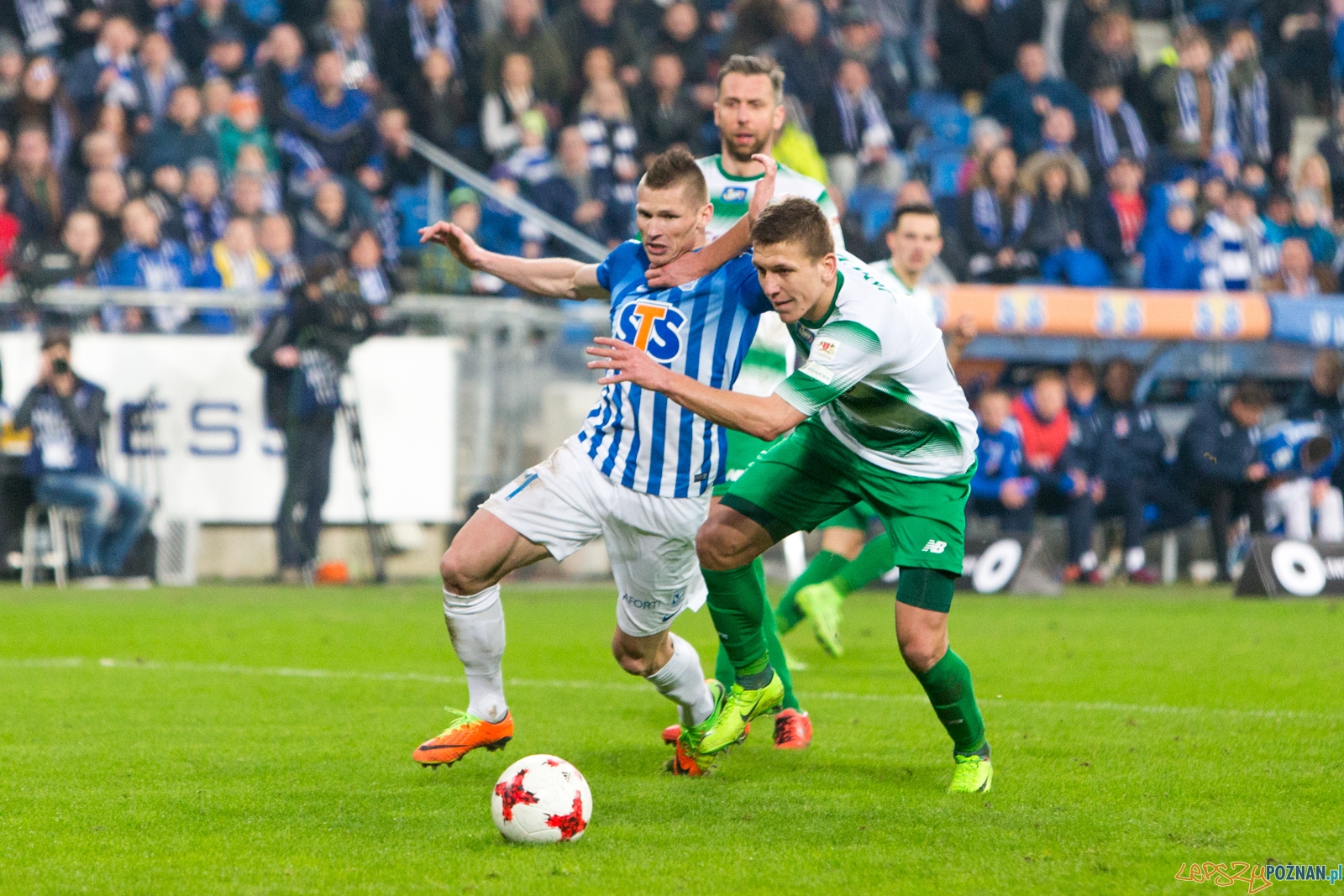 Lech Poznań - Lechia Gdańsk (Marcin Robak) Foto: lepszyPOZNAN.pl / Piotr Rychter Lech Poznań - Lechia Gdańsk (Marcin Robak) Foto: lepszyPOZNAN.pl / Piotr Rychter