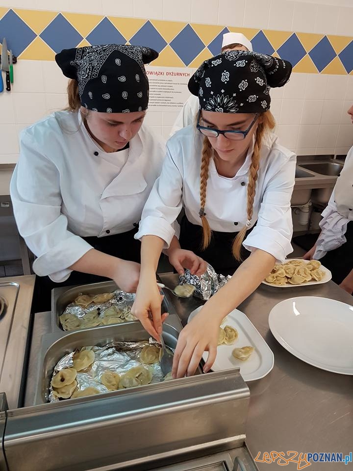 Wielokulturowość od kuchni - kuchnia ukraińska Foto: fb / Swarzędzka Jedynka Wielokulturowość od kuchni - kuchnia ukraińska Foto: fb / Swarzędzka Jedynka