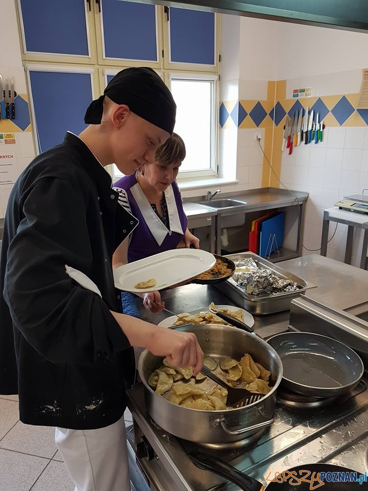 Wielokulturowość od kuchni - kuchnia ukraińska Foto: fb / Swarzędzka Jedynka Wielokulturowość od kuchni - kuchnia ukraińska Foto: fb / Swarzędzka Jedynka