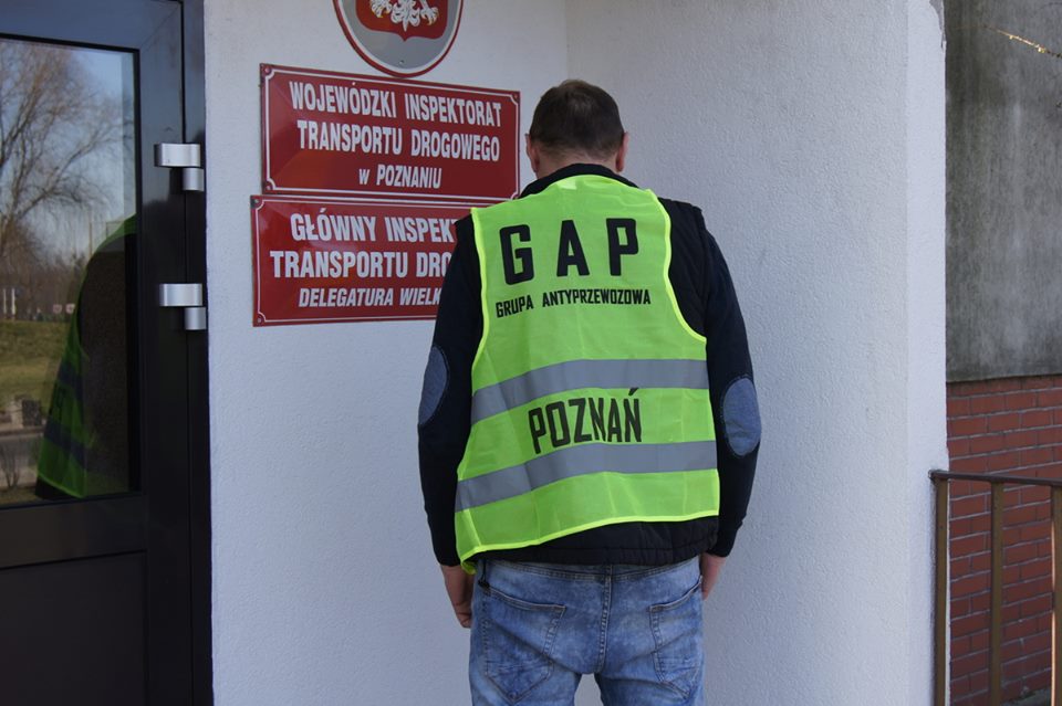 Polowanie na kierowców Ubera Foto: fb / Stowarzyszenie Zawodowe Poznańskich Taksówkarzy Polowanie na kierowców Ubera Foto: fb / Stowarzyszenie Zawodowe Poznańskich Taksówkarzy