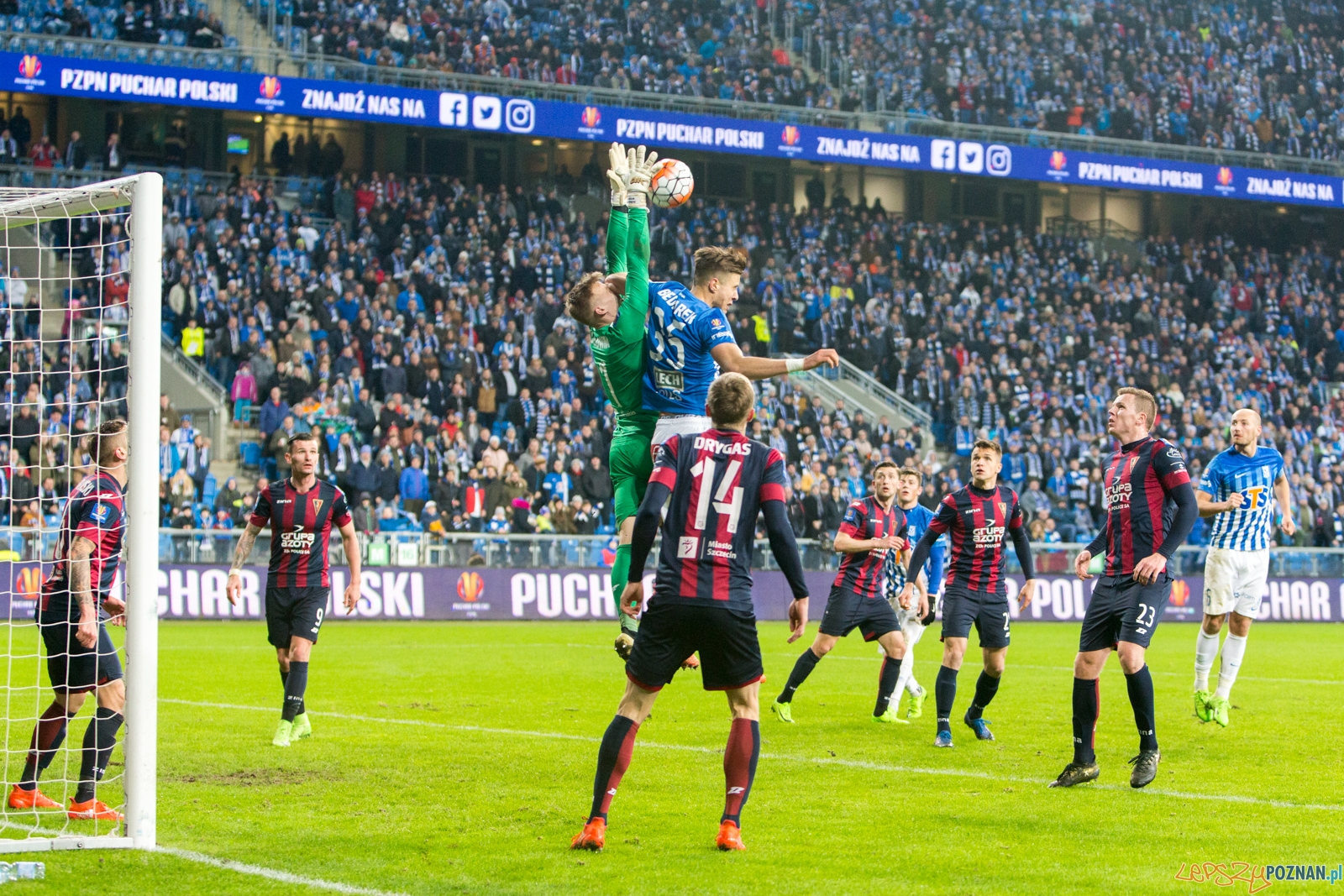 Puchar Polski: Lech Poznań - Pogoń Szczecin Foto: lepszyPOZNAN.pl / Piotr Rychter Puchar Polski: Lech Poznań - Pogoń Szczecin Foto: lepszyPOZNAN.pl / Piotr Rychter