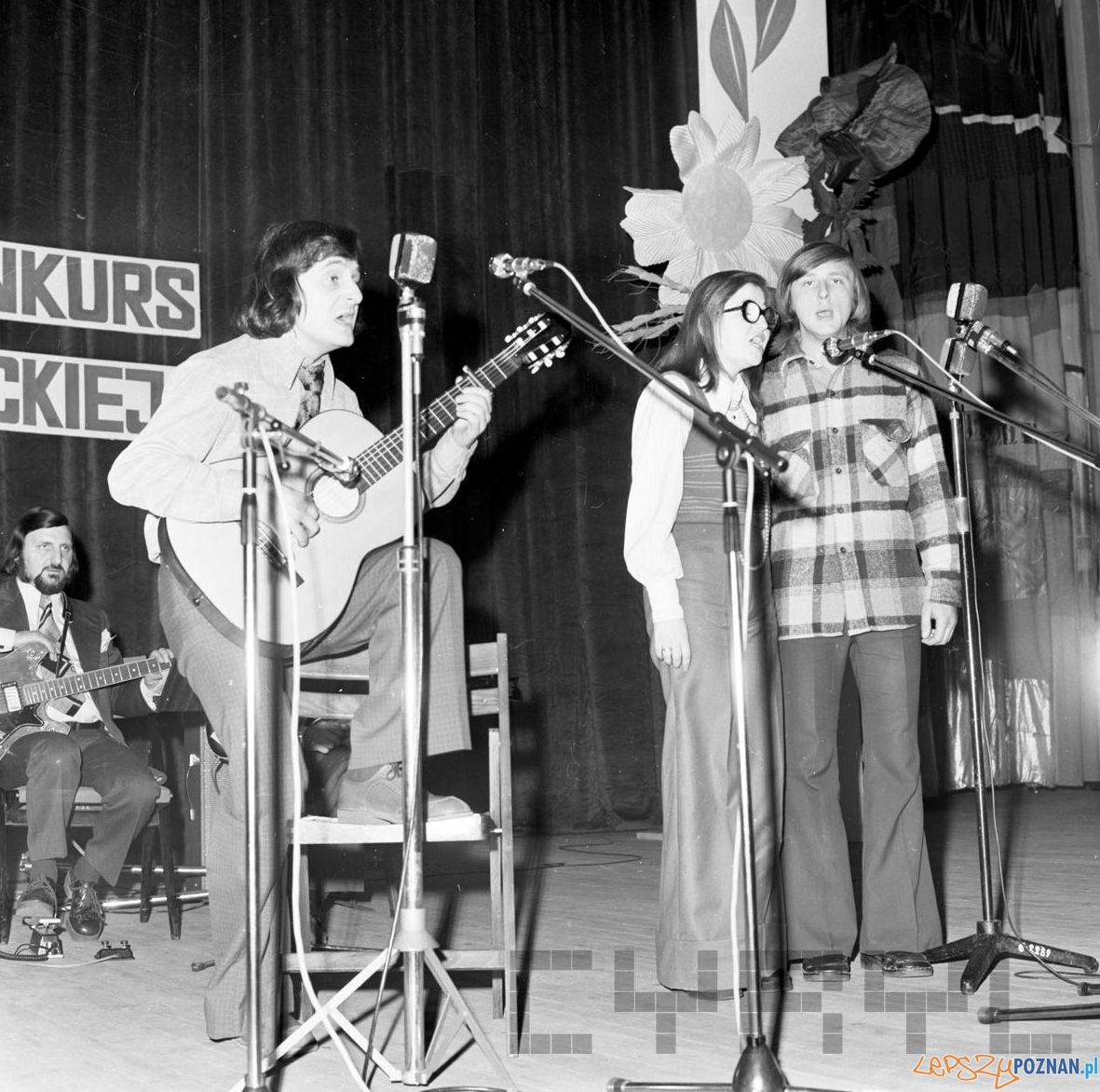 Konkurs Piosenki Radzieckiej - 3.04.1974 - Pałac Kultury - CK Zamek Foto: Stanisław Wiktor / Cyryl Konkurs Piosenki Radzieckiej - 3.04.1974 - Pałac Kultury - CK Zamek Foto: Stanisław Wiktor / Cyryl
