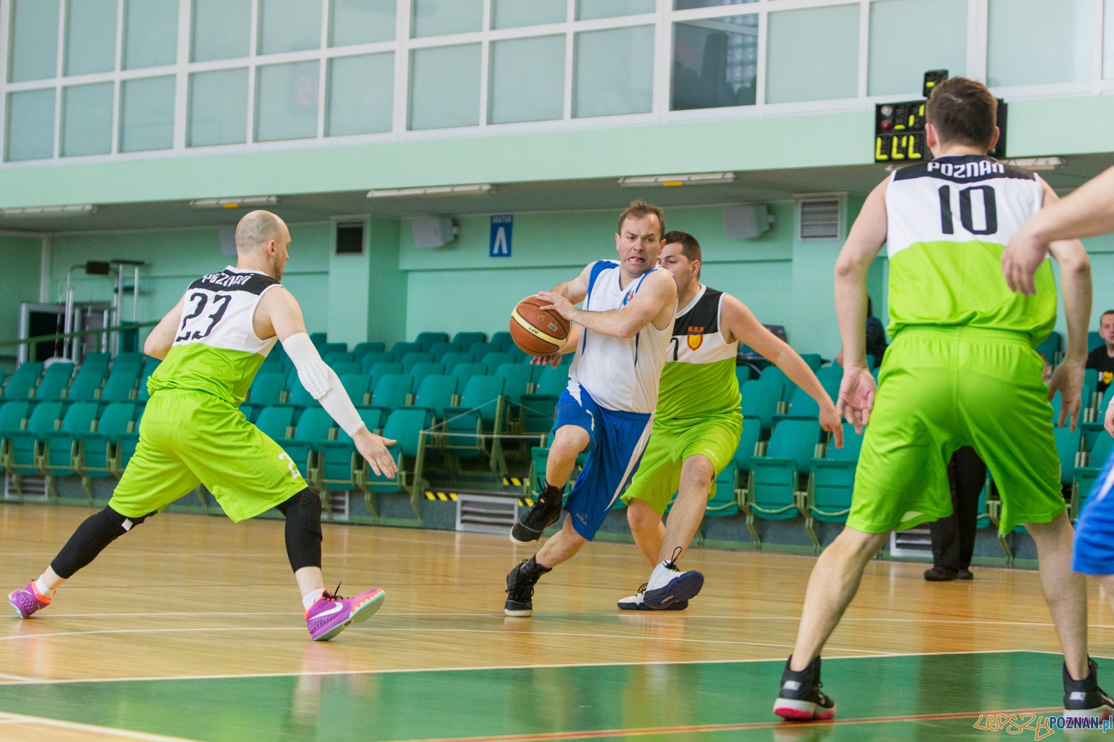 Finał Mistrzostw Polski Niesłyszących w koszykówce Mężczyz Foto: lepszyPOZNAN.pl / Piotr Rychter Finał Mistrzostw Polski Niesłyszących w koszykówce Mężczyz Foto: lepszyPOZNAN.pl / Piotr Rychter