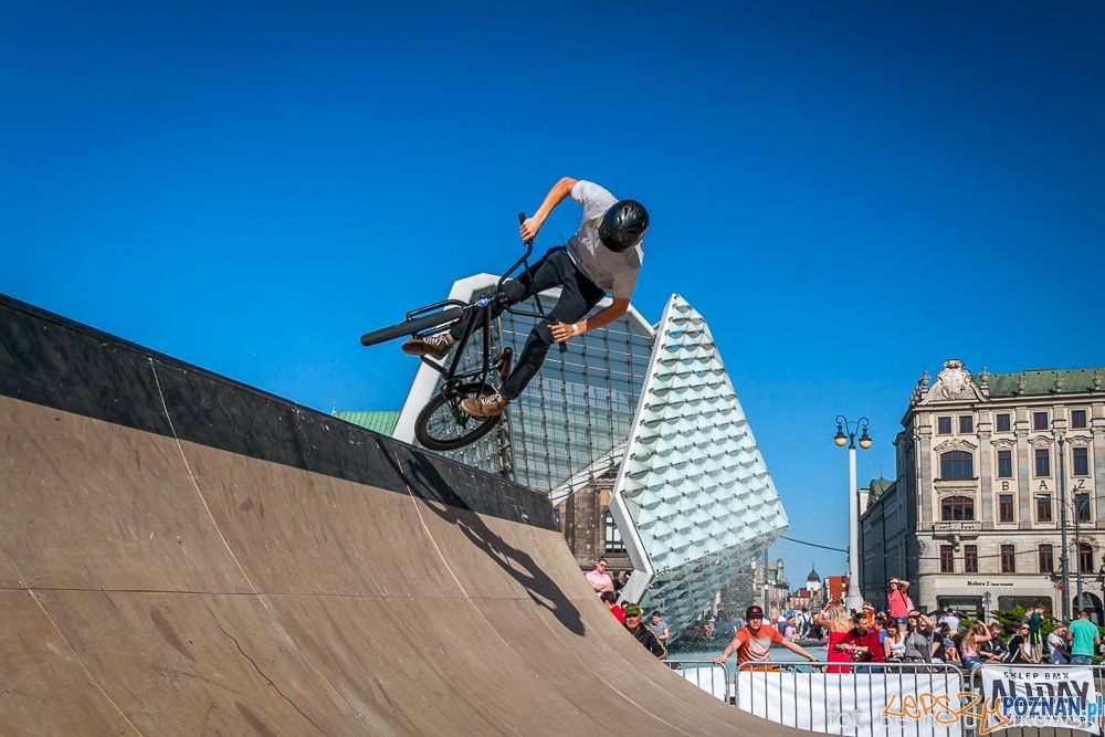 Plaża Wolności - sportowe atrakcje w centrum Poznania (8) Foto: Bernard Kukowski / POSiR Plaża Wolności - sportowe atrakcje w centrum Poznania (8) Foto: Bernard Kukowski / POSiR