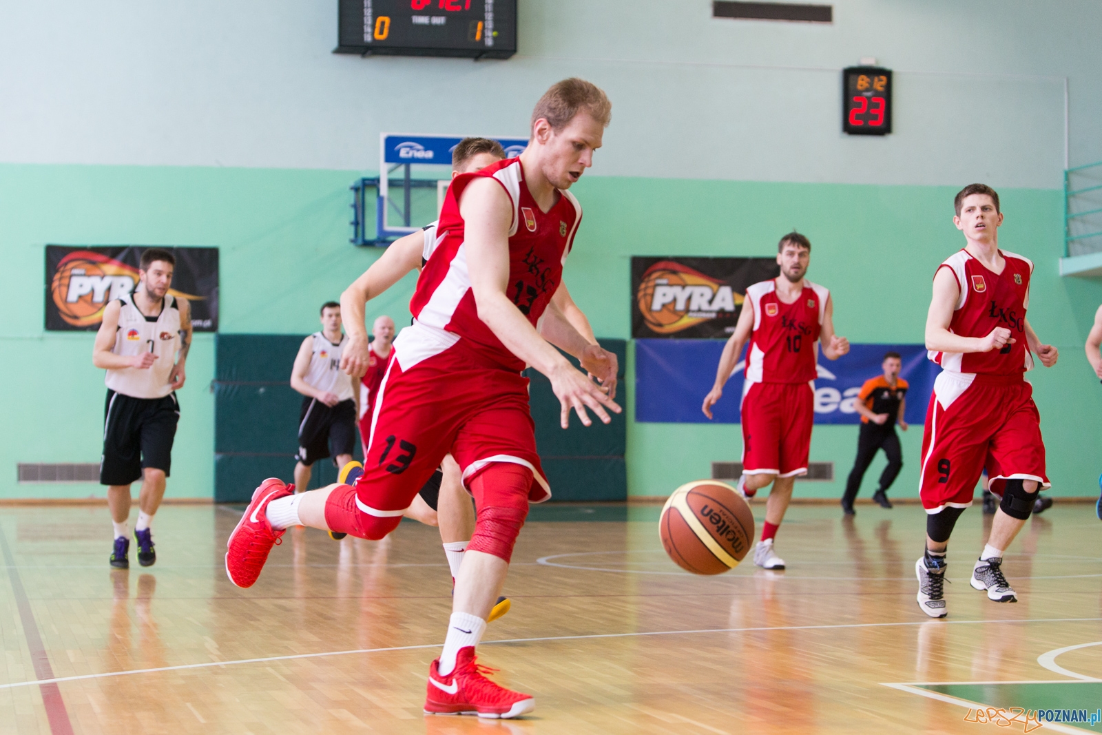 Finał Mistrzostw Polski Niesłyszących w koszykówce Mężczyz Foto: lepszyPOZNAN.pl / Piotr Rychter Finał Mistrzostw Polski Niesłyszących w koszykówce Mężczyz Foto: lepszyPOZNAN.pl / Piotr Rychter