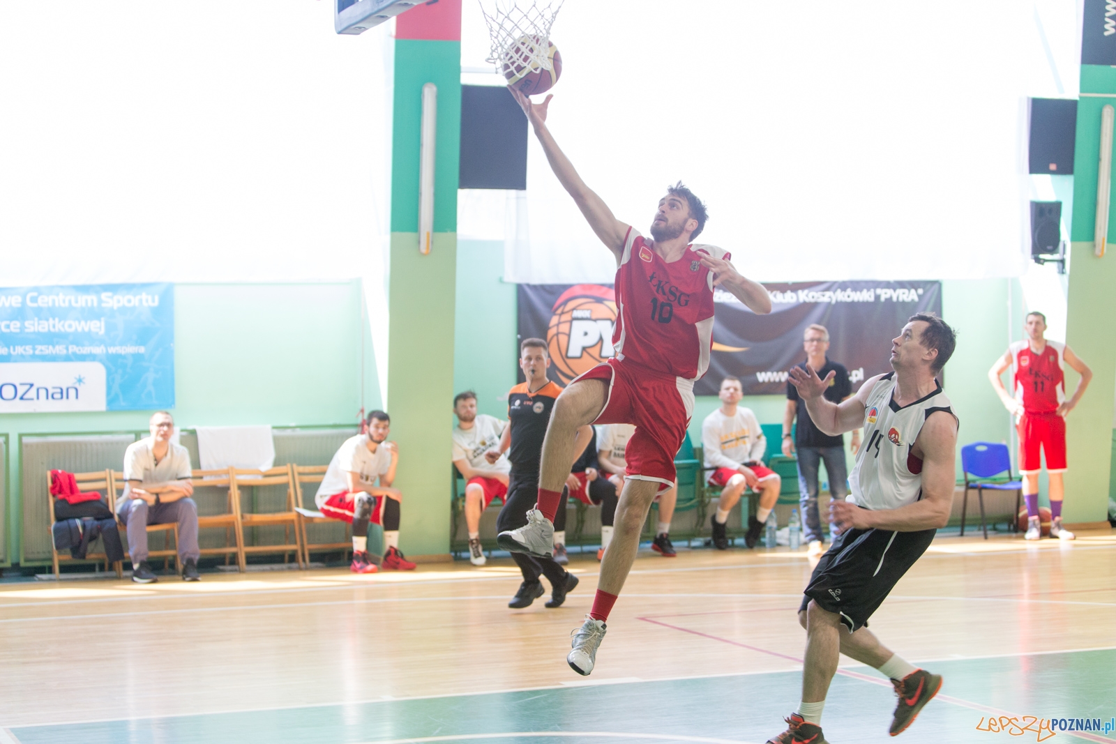 Finał Mistrzostw Polski Niesłyszących w koszykówce Mężczyz Foto: lepszyPOZNAN.pl / Piotr Rychter Finał Mistrzostw Polski Niesłyszących w koszykówce Mężczyz Foto: lepszyPOZNAN.pl / Piotr Rychter