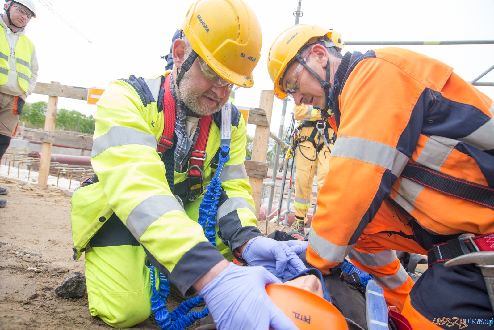 Tydzień bezpieczeństwa - szkolenie na terenie budowy Pixel 3 Foto: lepszyPOZNAN.pl / Piotr Rychter Tydzień bezpieczeństwa - szkolenie na terenie budowy Pixel 3 Foto: lepszyPOZNAN.pl / Piotr Rychter