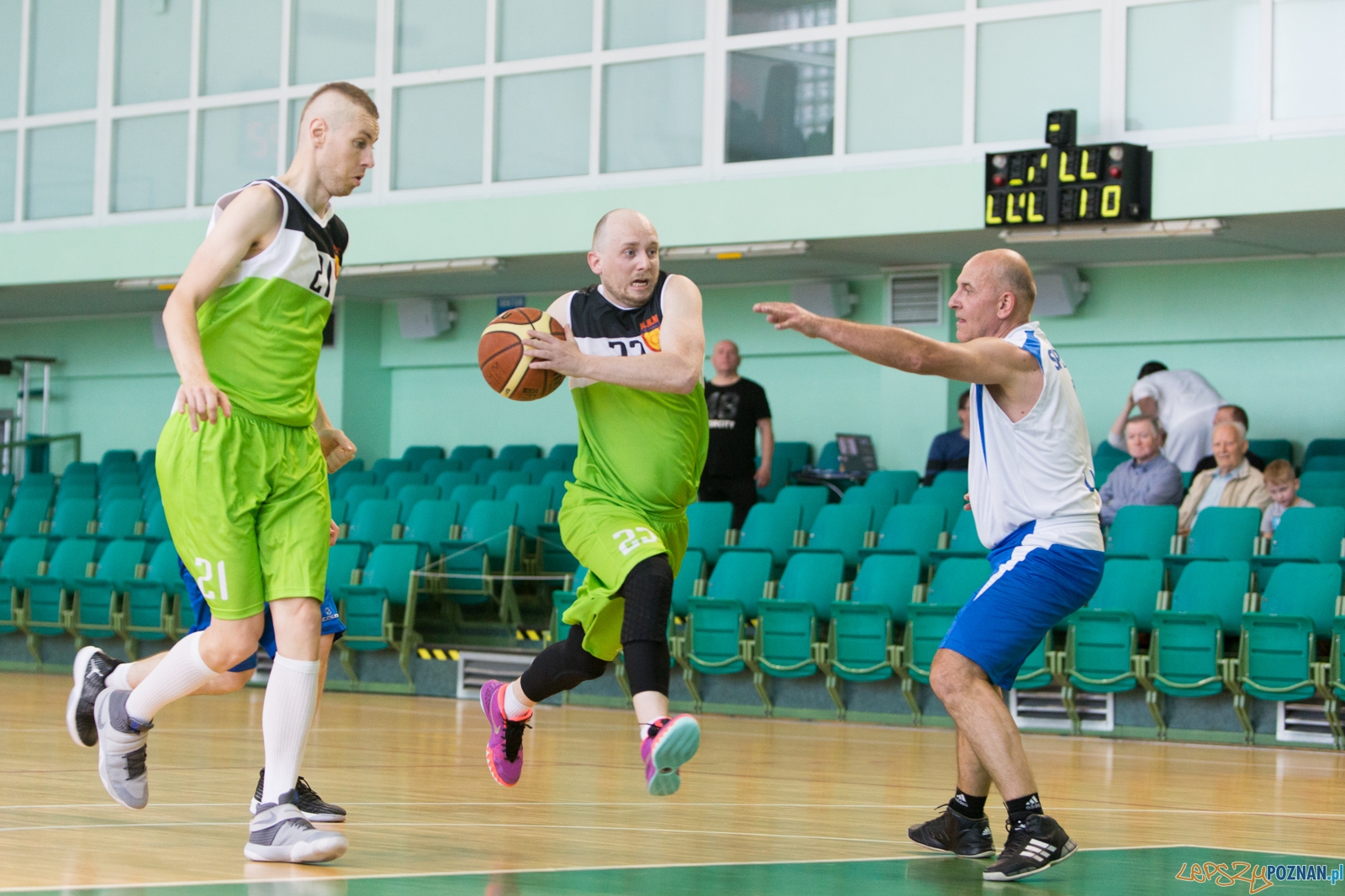 Finał Mistrzostw Polski Niesłyszących w koszykówce Mężczyz Foto: lepszyPOZNAN.pl / Piotr Rychter Finał Mistrzostw Polski Niesłyszących w koszykówce Mężczyz Foto: lepszyPOZNAN.pl / Piotr Rychter