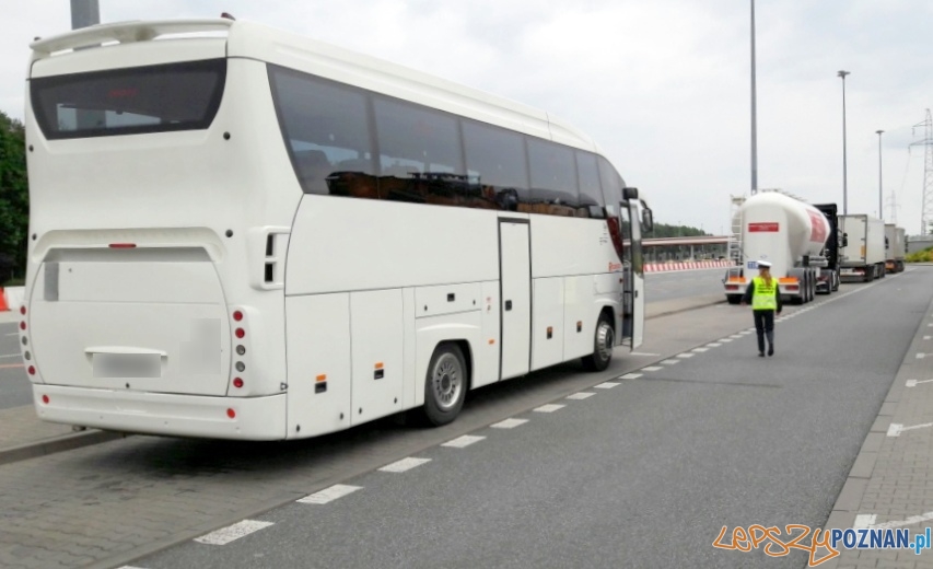 Wakacyjne kontrole autokarów Foto: WITD Wakacyjne kontrole autokarów Foto: WITD