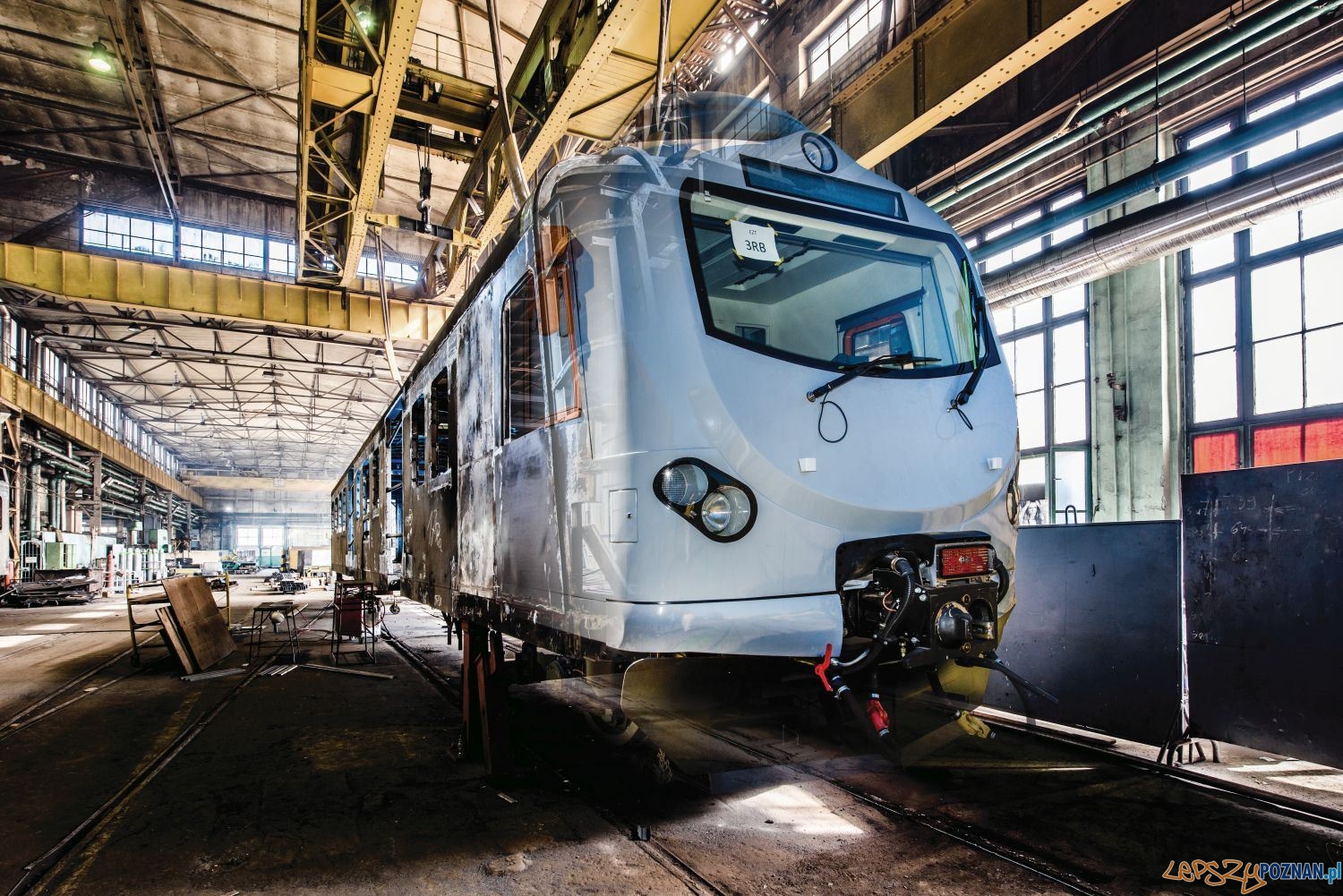 Feniks 57 EZT zmodernizowanany w H. Cegielski (2) Foto: materiały prasowe H. Cegielski Feniks 57 EZT zmodernizowanany w H. Cegielski (2) Foto: materiały prasowe H. Cegielski