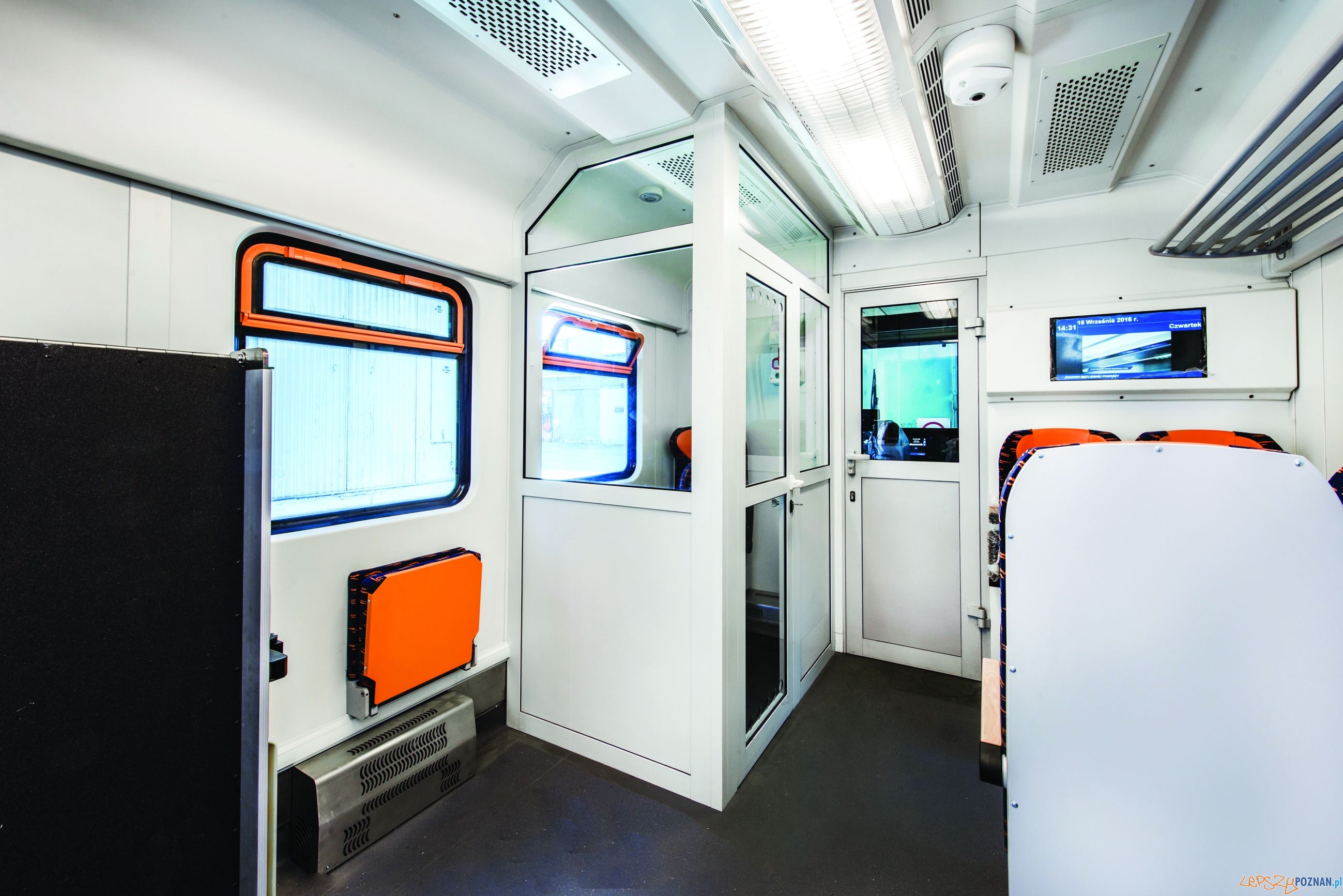 Feniks 57 EZT zmodernizowanany w H. Cegielski (6) Foto: materiały prasowe H. Cegielski Feniks 57 EZT zmodernizowanany w H. Cegielski (6) Foto: materiały prasowe H. Cegielski