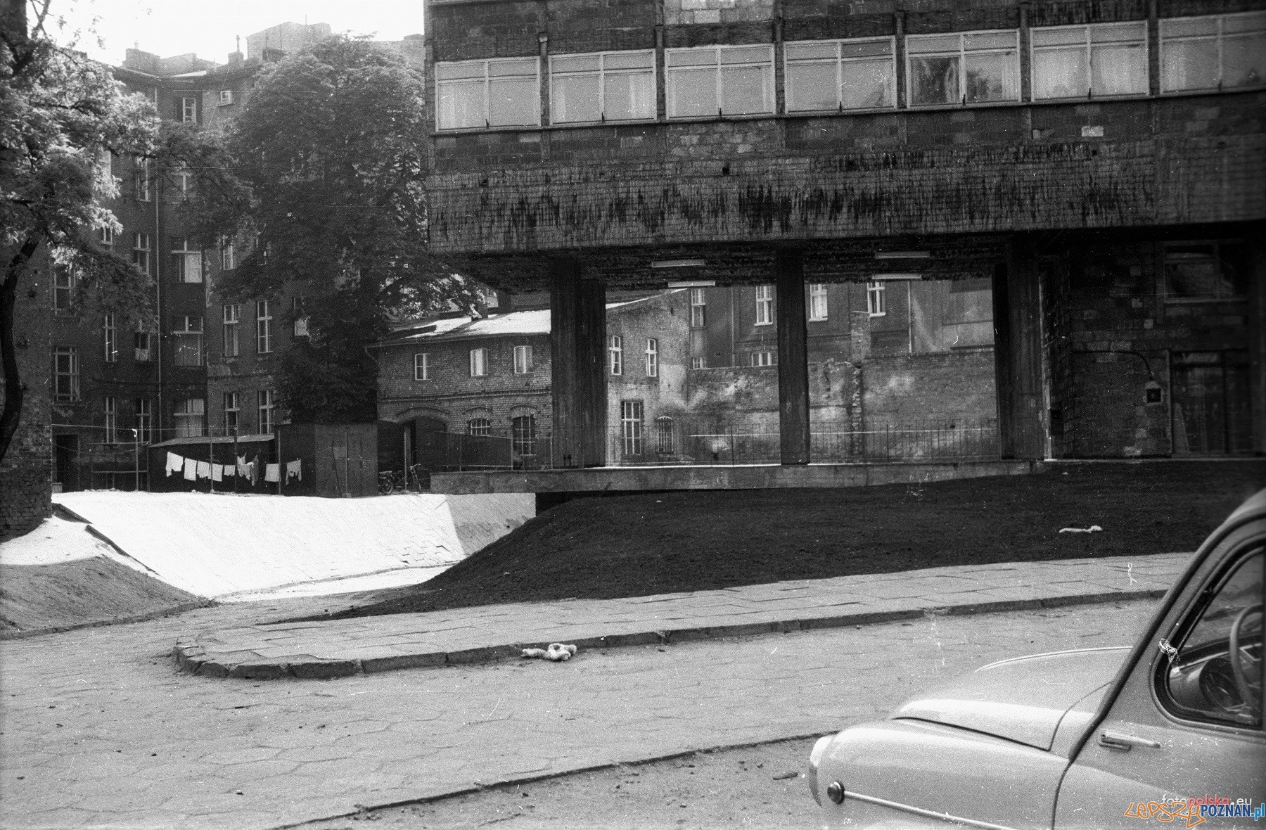 Piekary Ogrodowa 1978 r. Foto: B. Celichowski / fortepan/eu / fotopolska Piekary Ogrodowa 1978 r. Foto: B. Celichowski / fortepan/eu / fotopolska