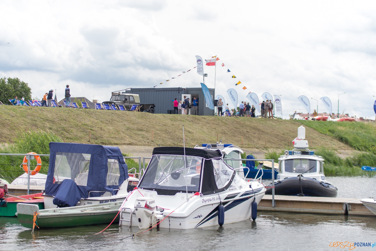 Turystyczno-rekreacyjne regaty "Rzeczny Match Racing" Foto: lepszyPOZNAN.pl / Ewelina Jaśkowiak Turystyczno-rekreacyjne regaty "Rzeczny Match Racing" Foto: lepszyPOZNAN.pl / Ewelina Jaśkowiak