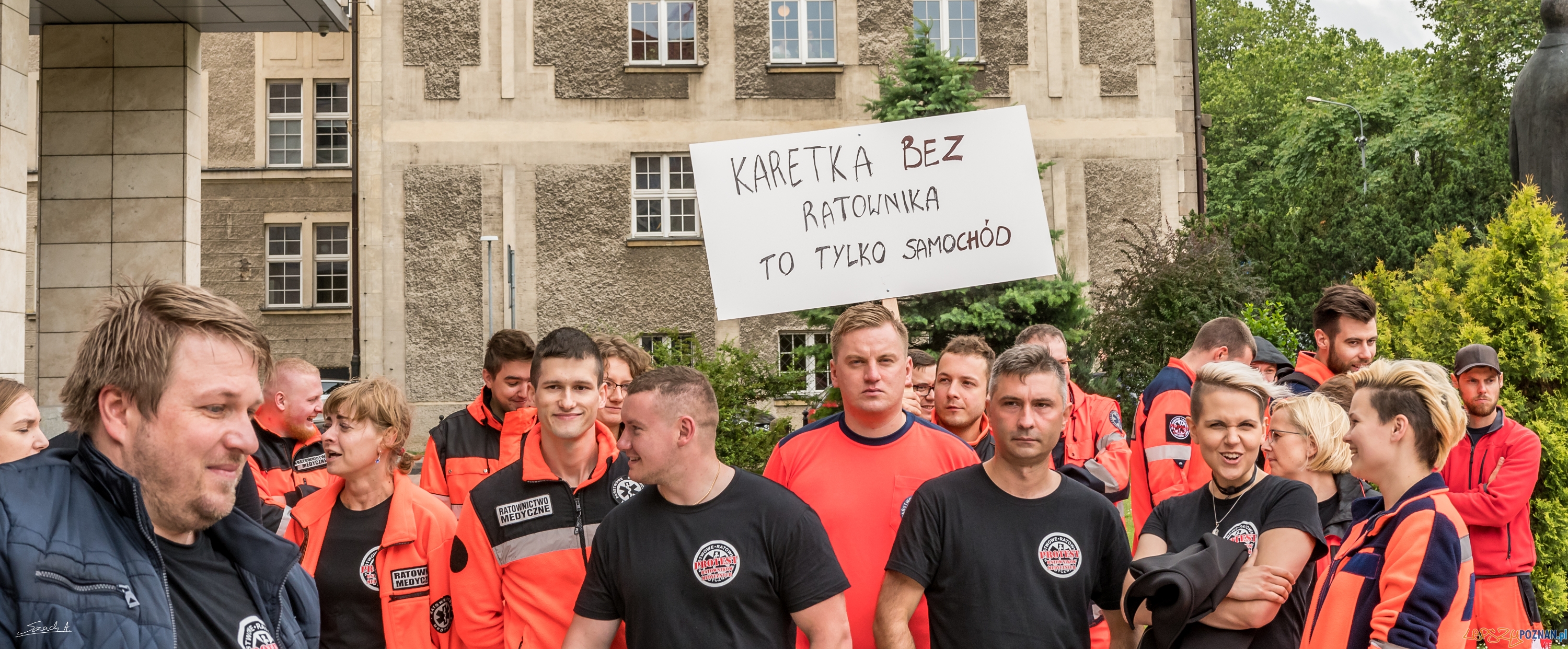 Protest Ratowników Medycznych w Poznaniu Foto: ADAM SZACH Protest Ratowników Medycznych w Poznaniu Foto: ADAM SZACH