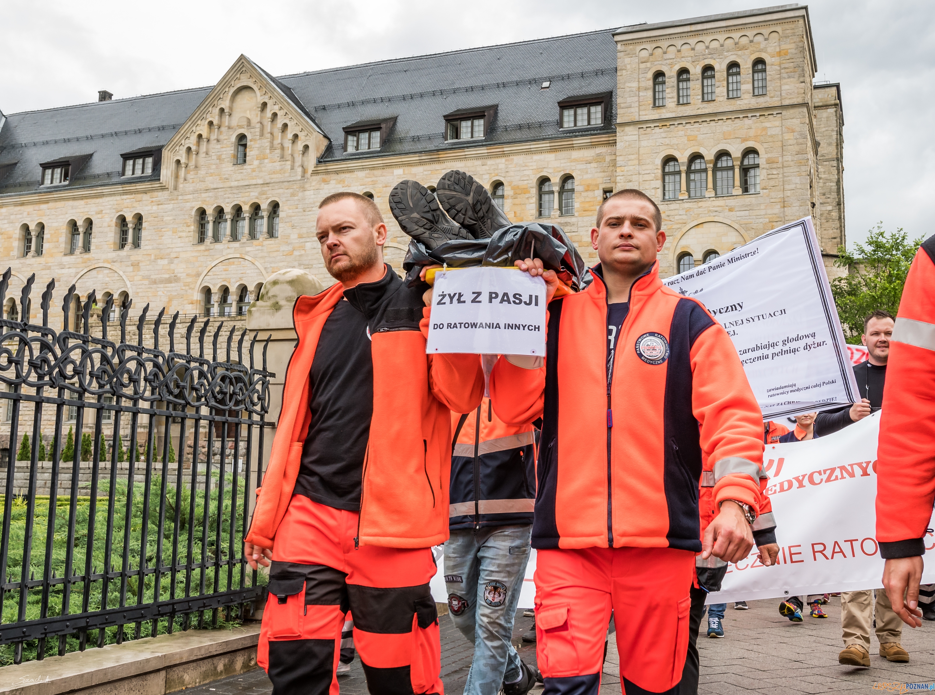 Protest Ratowników Medycznych w Poznaniu Foto: ADAM SZACH Protest Ratowników Medycznych w Poznaniu Foto: ADAM SZACH
