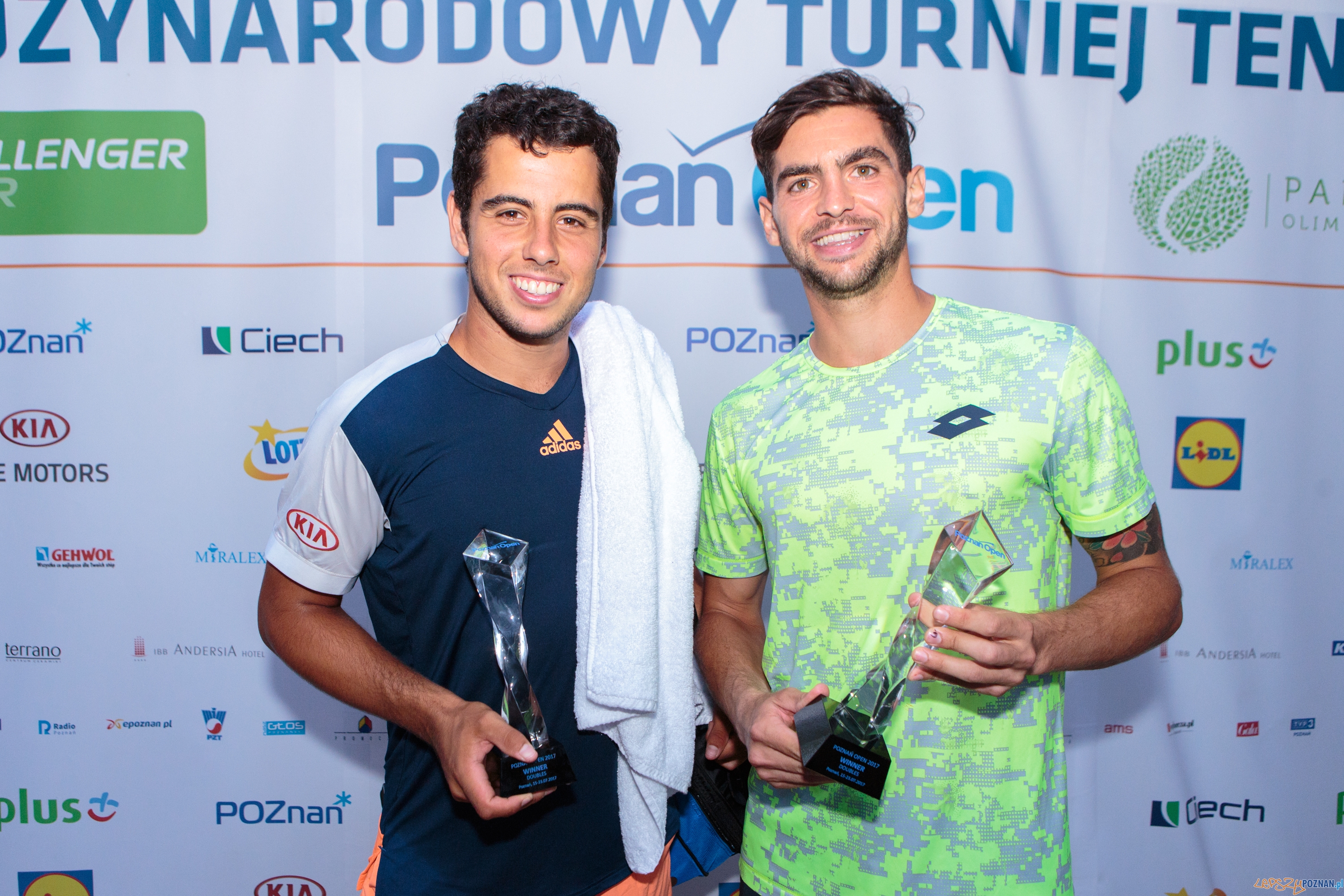 Zwyciężcy turnieju deblowego Poznań Open 2017 - 1. Guido Andr Foto: Pawel Rychter Zwyciężcy turnieju deblowego Poznań Open 2017 - 1. Guido Andr Foto: Pawel Rychter