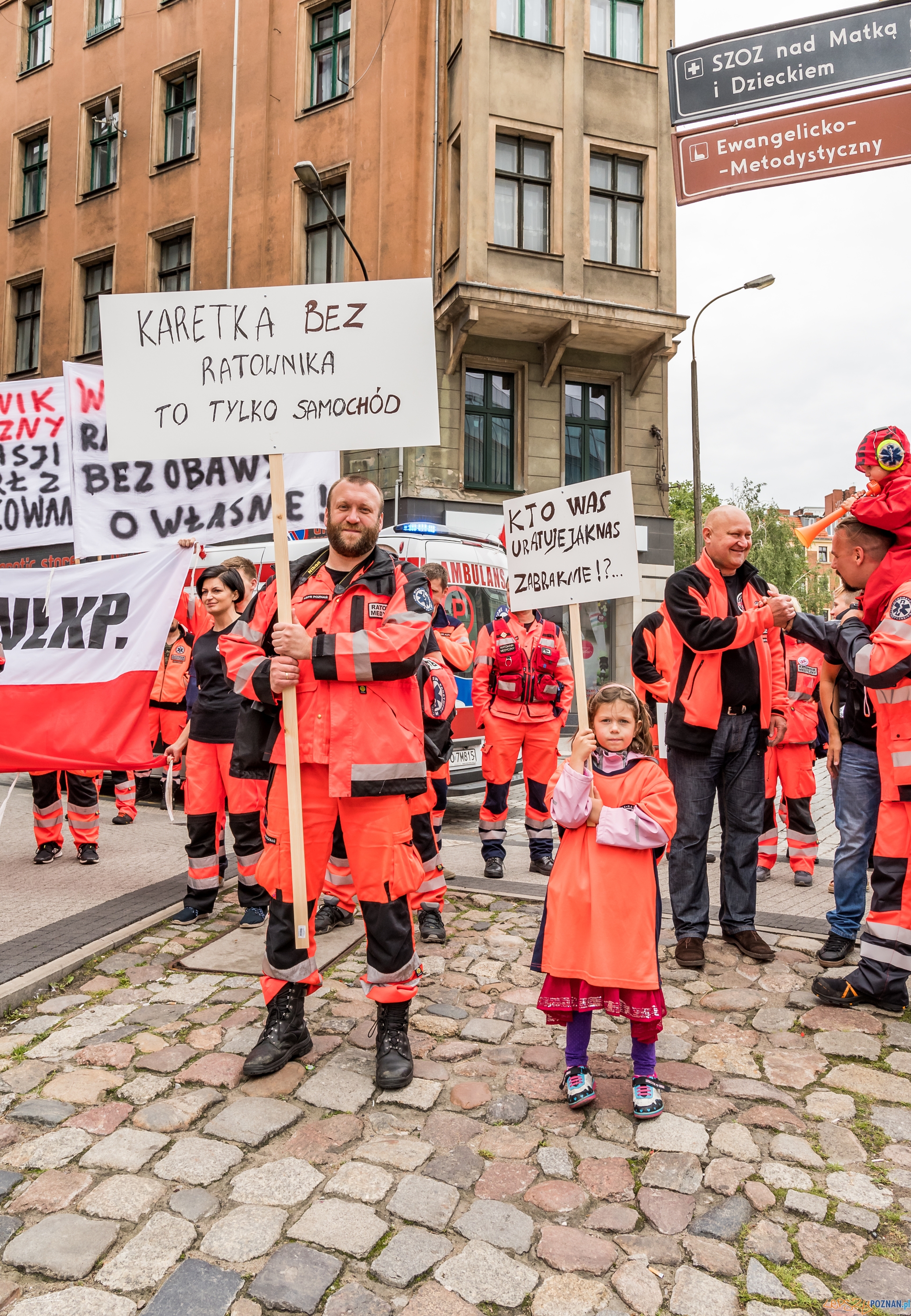 Protest Ratowników Medycznych w Poznaniu Foto: ADAM SZACH Protest Ratowników Medycznych w Poznaniu Foto: ADAM SZACH