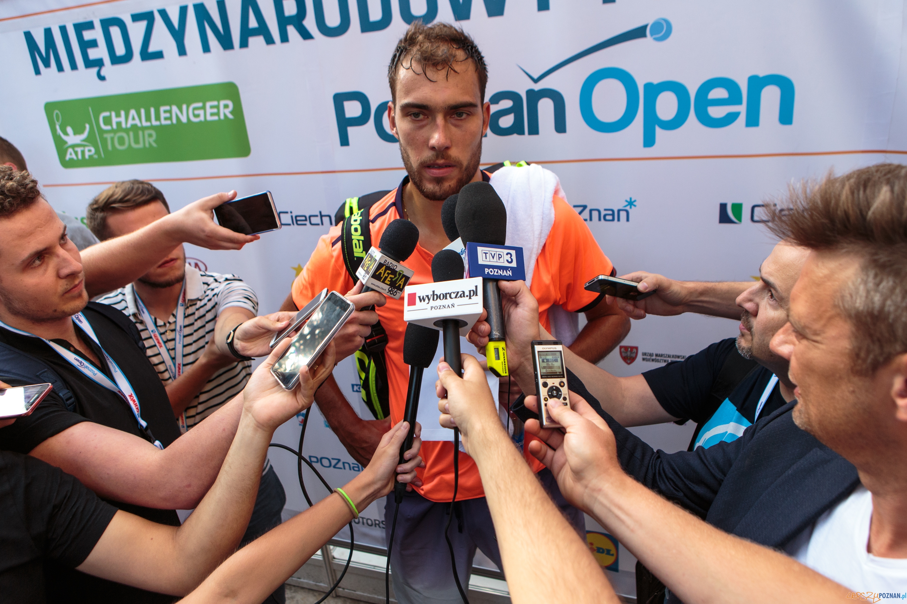Jaume Munar (ESP) vs Jerzy Janowicz (POL) - Poznań Open 2017 - Foto: Pawel Rychter Jaume Munar (ESP) vs Jerzy Janowicz (POL) - Poznań Open 2017 - Foto: Pawel Rychter