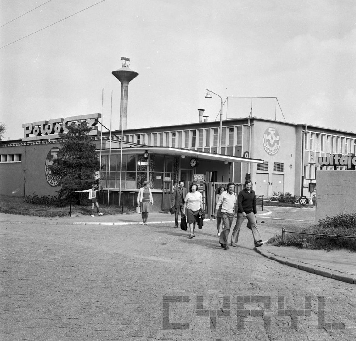 PoWoGaz Farbryka Aparatur i Urządzeń Komunalnych 30.03 (2) Foto: Stanisław Wiktor / Cyryl PoWoGaz Farbryka Aparatur i Urządzeń Komunalnych 30.03 (2) Foto: Stanisław Wiktor / Cyryl