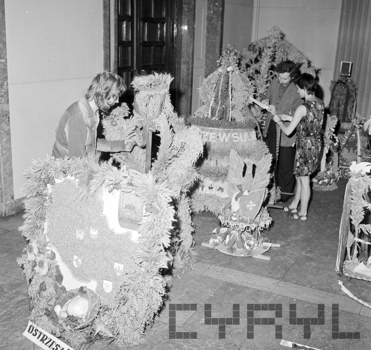 Przygotowania do Centralnych Dożynek na Stadionie im. 22 Lipca 29.08 (2) Foto: Stanisław Wiktor / Cyryl Przygotowania do Centralnych Dożynek na Stadionie im. 22 Lipca 29.08 (2) Foto: Stanisław Wiktor / Cyryl