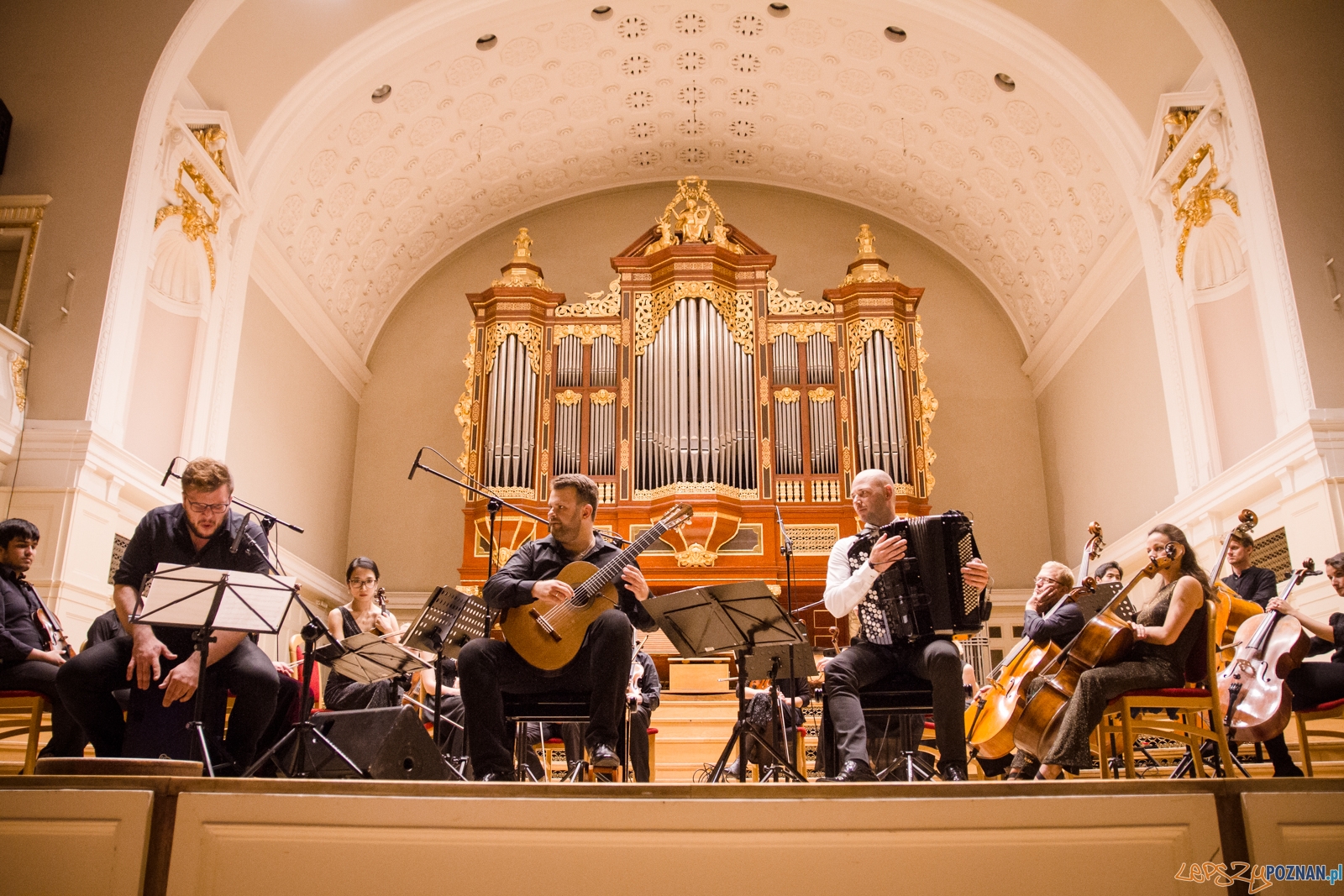 Inauguracja Akademii Gitary (12.08.2017) Foto: © lepszyPOZNAN.pl / Karolina Kiraga Inauguracja Akademii Gitary (12.08.2017) Foto: © lepszyPOZNAN.pl / Karolina Kiraga