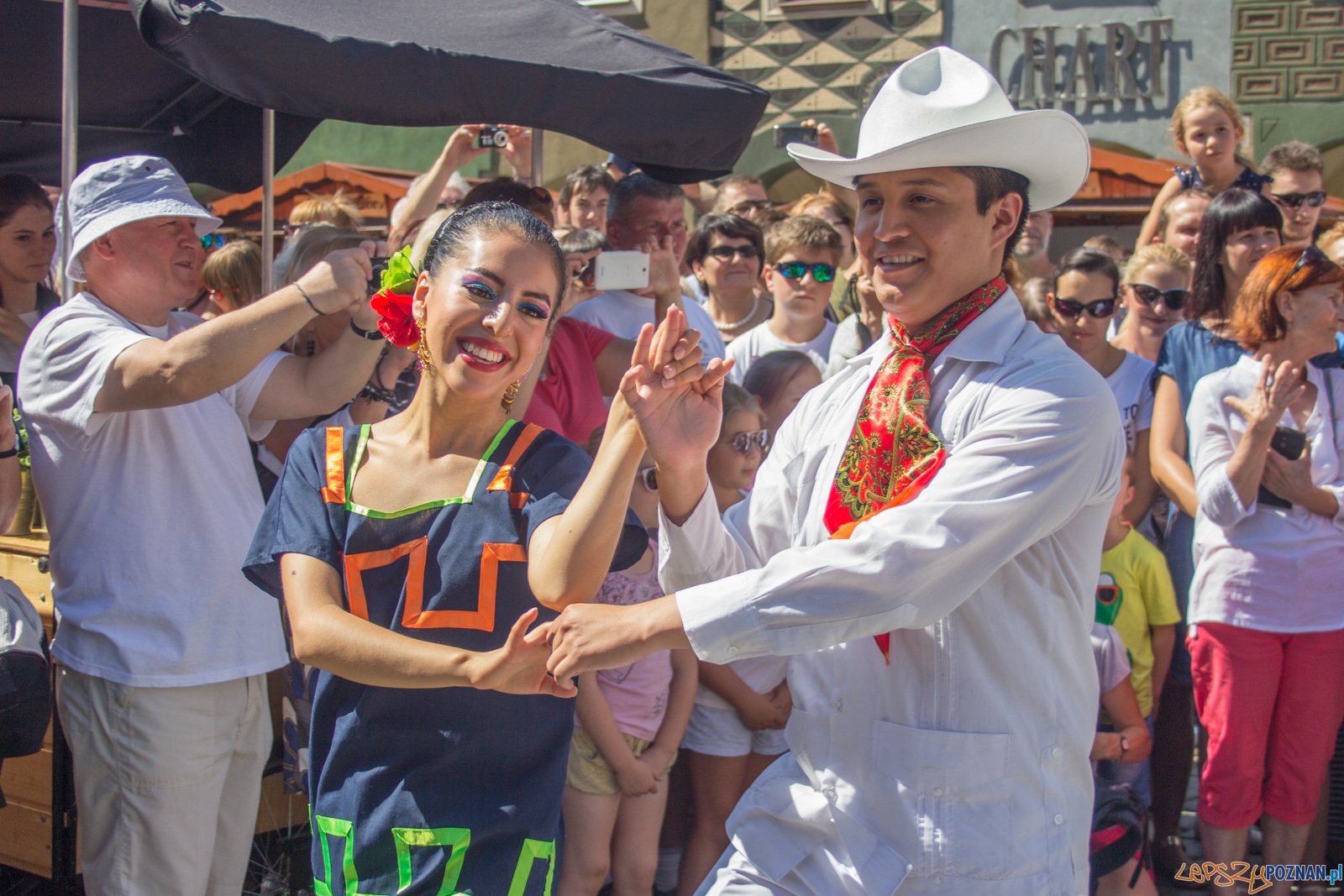 Swiatowy Przeglad Folkloru Integracje Foto: lepszyPOZNAN.pl / Ewelina Jaskowiak Swiatowy Przeglad Folkloru Integracje Foto: lepszyPOZNAN.pl / Ewelina Jaskowiak