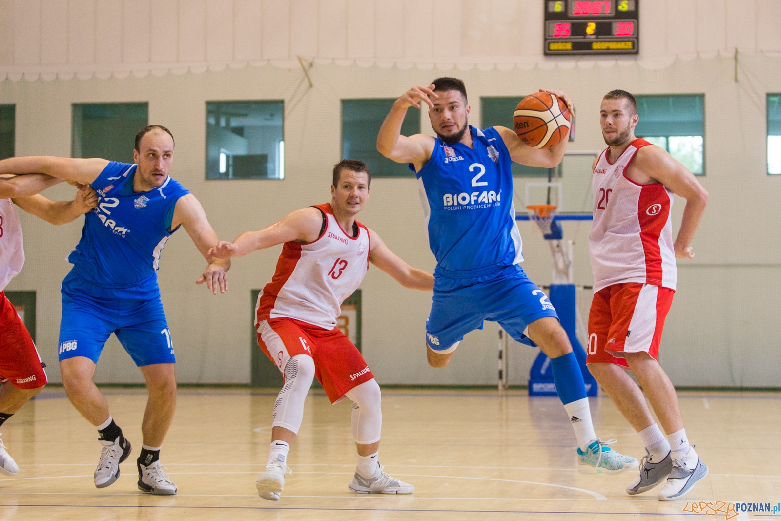 Turniej koszykówki organizowany przez Fundację PBG Basket Juni Foto: lepszyPOZNAN.pl/Piotr Rychter Turniej koszykówki organizowany przez Fundację PBG Basket Juni Foto: lepszyPOZNAN.pl/Piotr Rychter