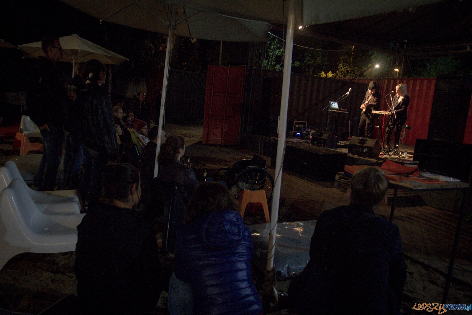 Lily Hates Roses (10.09.2017) KontenerART Foto: © lepszyPOZNAN.pl / Karolina Kiraga Lily Hates Roses (10.09.2017) KontenerART Foto: © lepszyPOZNAN.pl / Karolina Kiraga