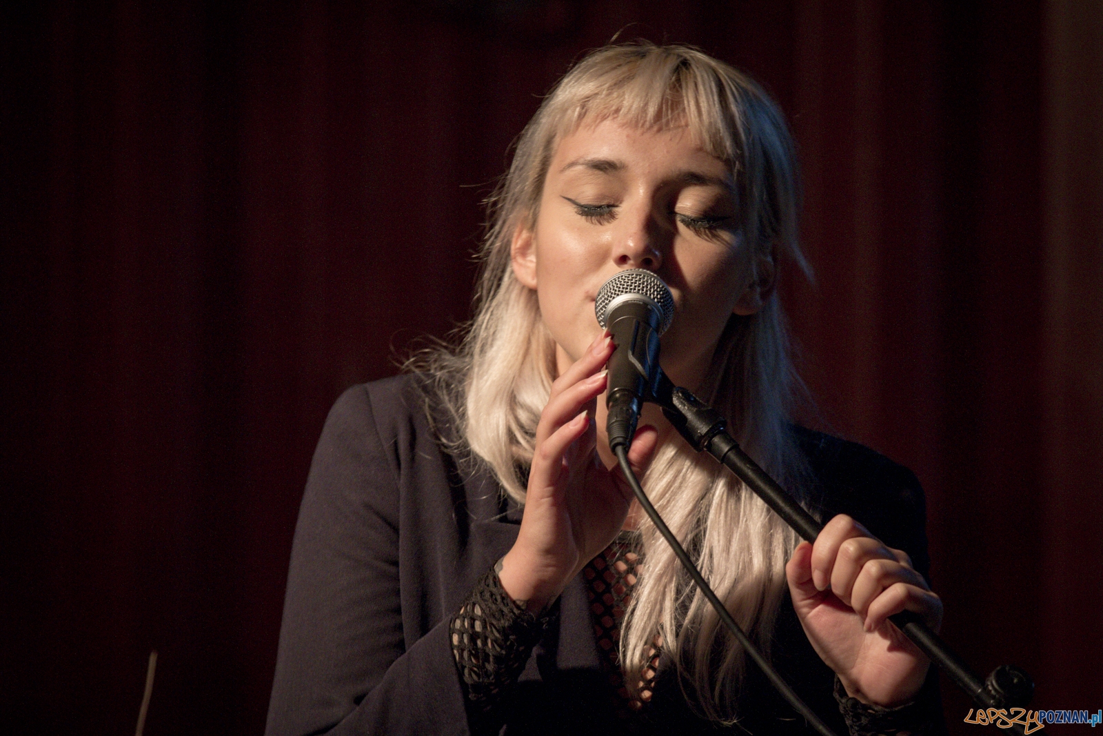 Lily Hates Roses (10.09.2017) KontenerART Foto: © lepszyPOZNAN.pl / Karolina Kiraga Lily Hates Roses (10.09.2017) KontenerART Foto: © lepszyPOZNAN.pl / Karolina Kiraga