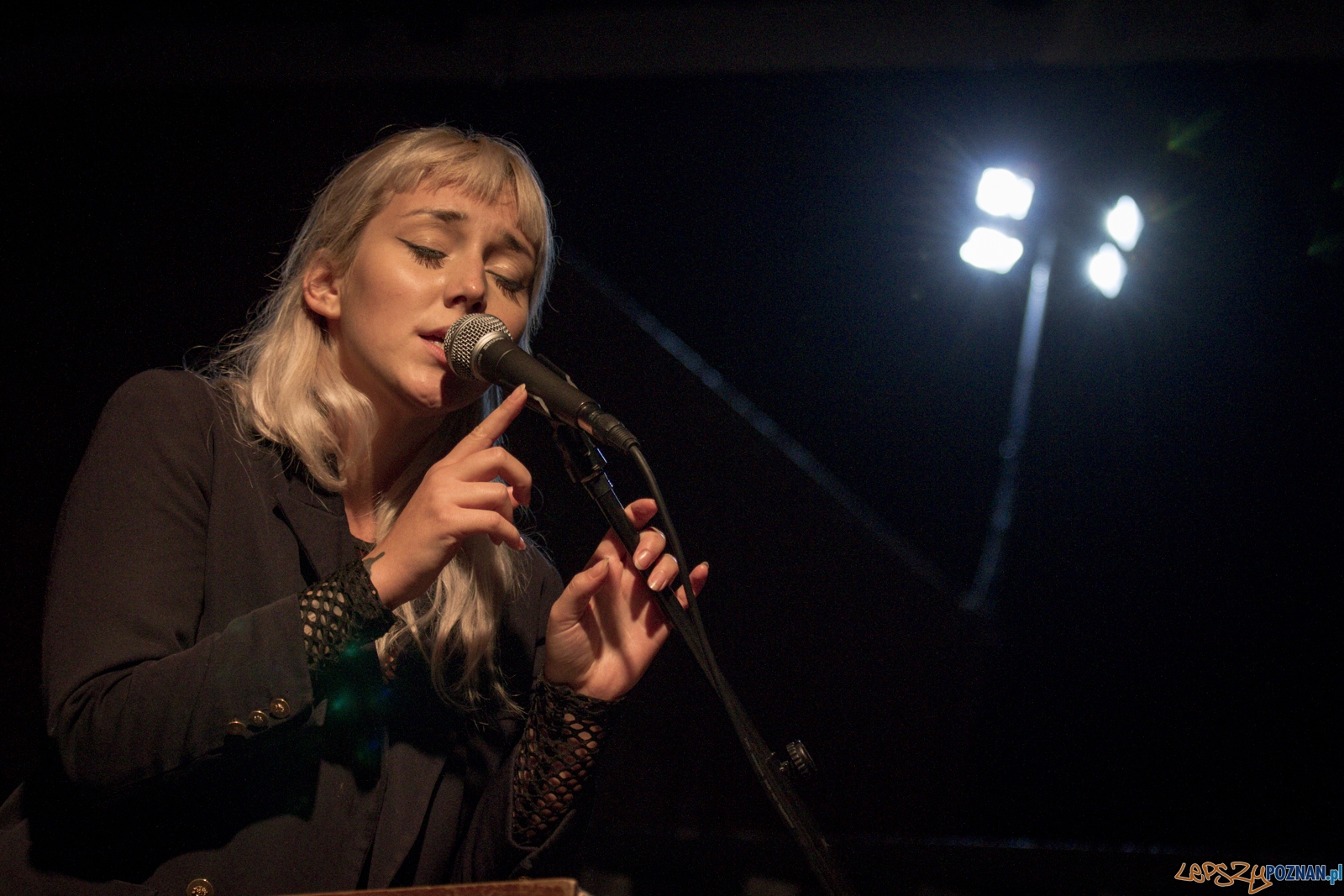 Lilly Hates Roses (10.09.2017) KontenerART Foto: © lepszyPOZNAN.pl / Karolina Kiraga Lilly Hates Roses (10.09.2017) KontenerART Foto: © lepszyPOZNAN.pl / Karolina Kiraga