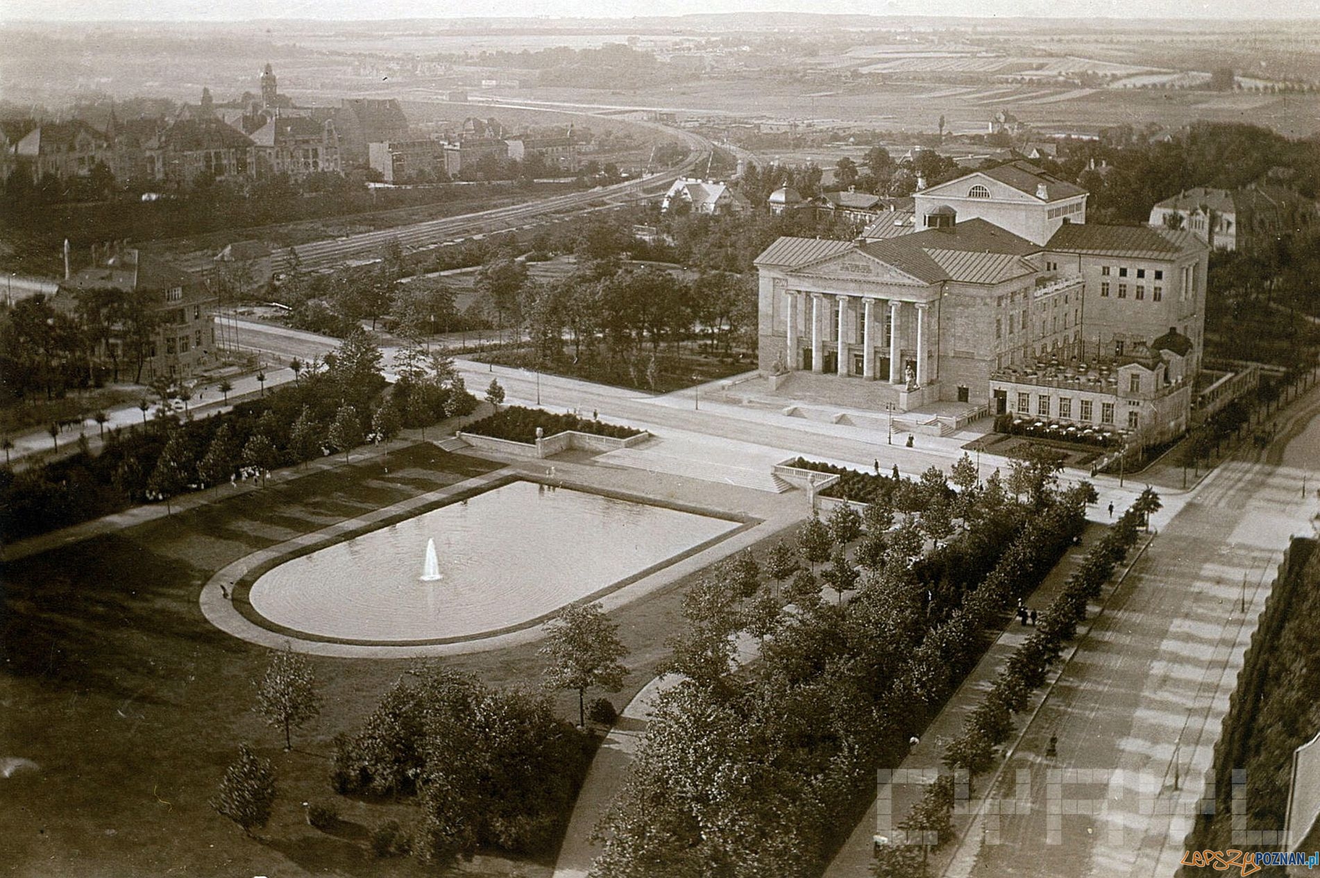 Opera 1911 [Josepha Latzel 1911-17 Ze zb. Brigitte i Everhardta Franßen CK Zamek]  Foto: Joseph Latzel / 1911-17 Ze zb. Brigitte i Everhardta Franßen  / CK Zamek / Cyryl 
