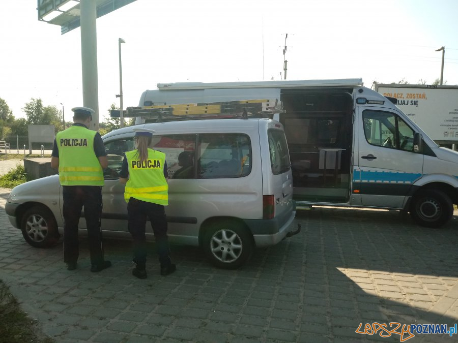 Akcja EDWARD - Europejski Dzień Bez Ofiar Śmiertelnych Foto: KMP w Poznaniu Akcja EDWARD - Europejski Dzień Bez Ofiar Śmiertelnych Foto: KMP w Poznaniu