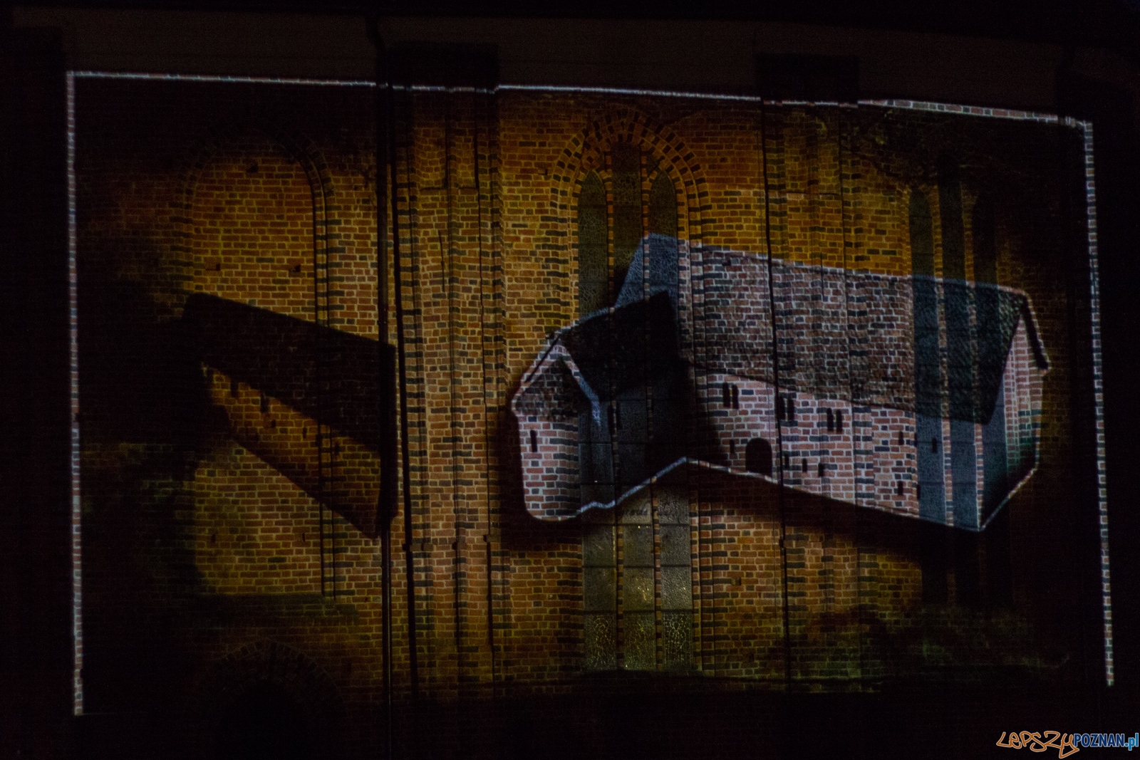 Jasna wyspa Foto: lepszyPOZNAN.pl / Ewelina Jaskowiak Jasna wyspa Foto: lepszyPOZNAN.pl / Ewelina Jaskowiak