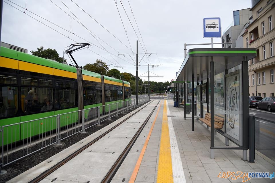 Tramwaj - Królowej Jadwigi - po remoncie (7) Foto: UMP Tramwaj - Królowej Jadwigi - po remoncie (7) Foto: UMP