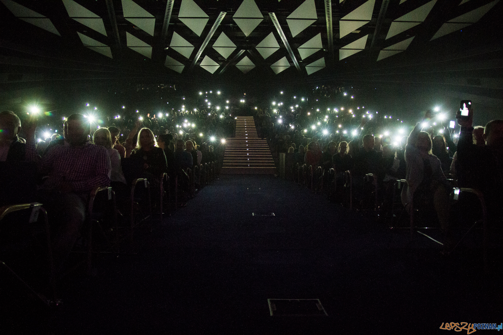 Dirty Dancing Show (4.10.2017) Sala Ziemi Foto: © lepszyPOZNAN.pl / Karolina Kiraga Dirty Dancing Show (4.10.2017) Sala Ziemi Foto: © lepszyPOZNAN.pl / Karolina Kiraga