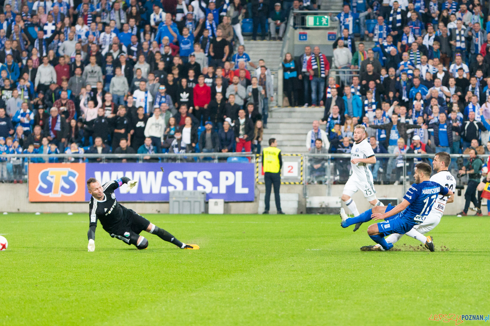 11. kolejka Ekstraklasy - Lech Poznań - Legia Warszawa Foto: lepszyPOZNAN.pl/Piotr Rychter 11. kolejka Ekstraklasy - Lech Poznań - Legia Warszawa Foto: lepszyPOZNAN.pl/Piotr Rychter